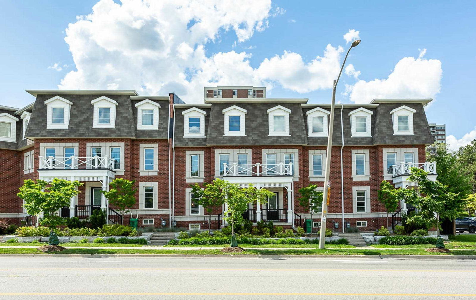 2375 Truscott Dr Townhomes, Mississauga, Toronto