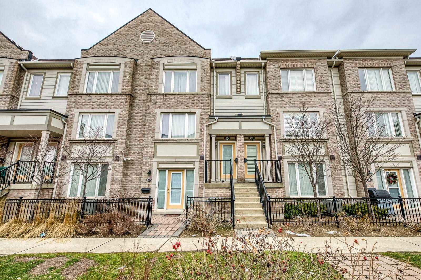 Hazelton Place Townhomes, Mississauga, Toronto