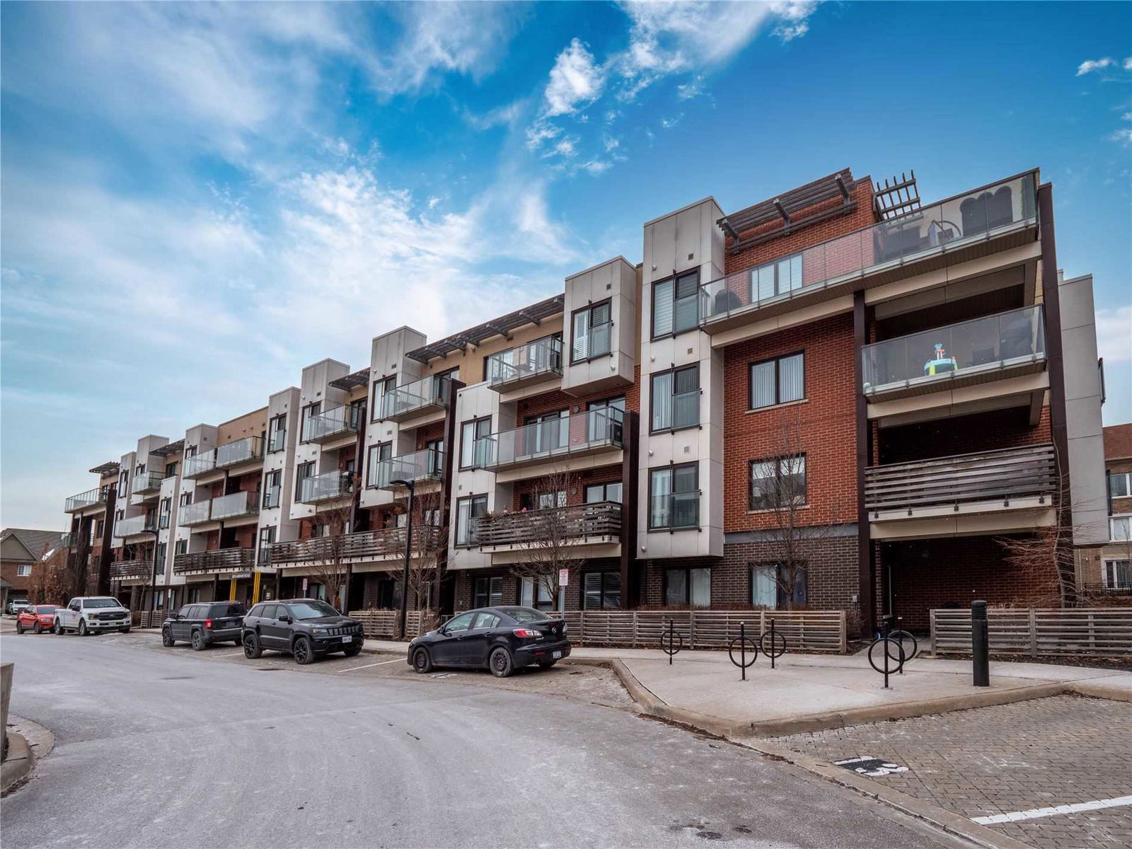 Encore Townhomes, Mississauga, Toronto