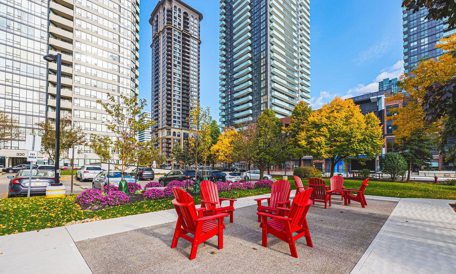 Patio — Centre I & Centre II Condos, Mississauga, Toronto