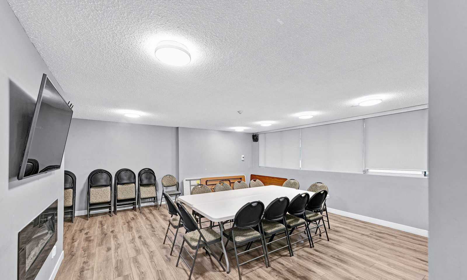 Party Room — Obelisk I, Mississauga, Toronto