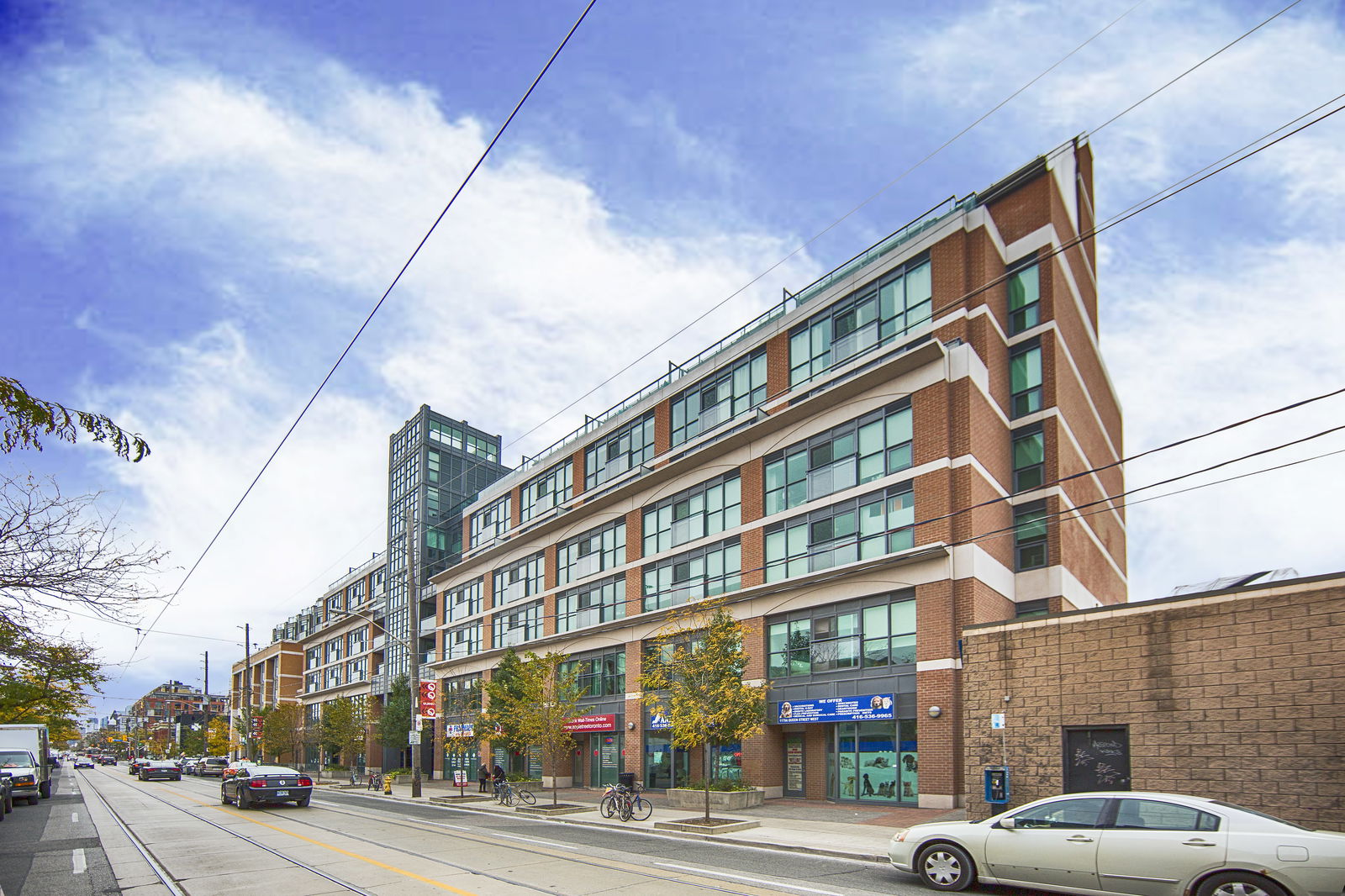 Exterior — Bohemian Embassy Condos, West End, Toronto