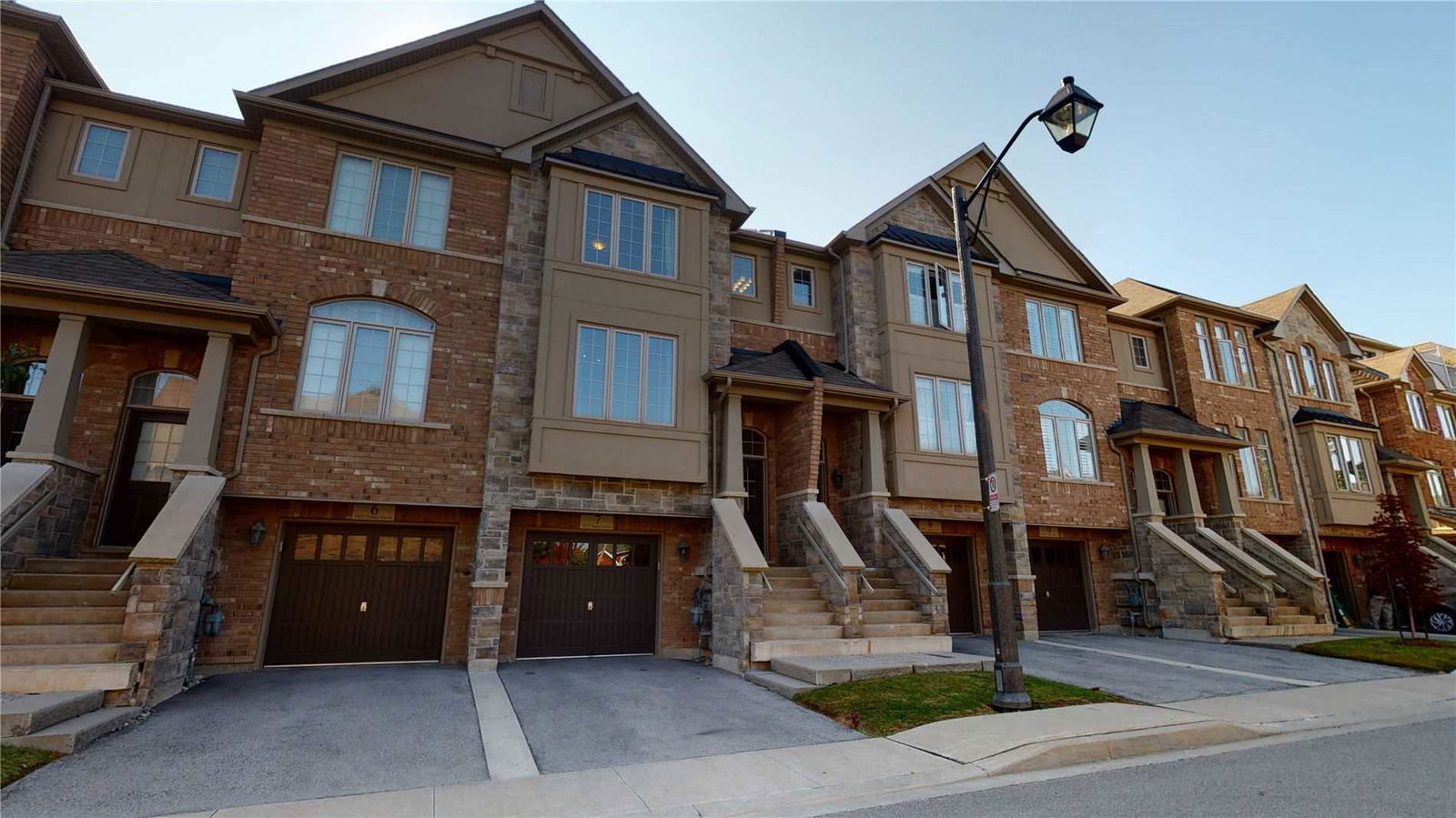 5988 Turney Dr Townhomes, Mississauga, Toronto