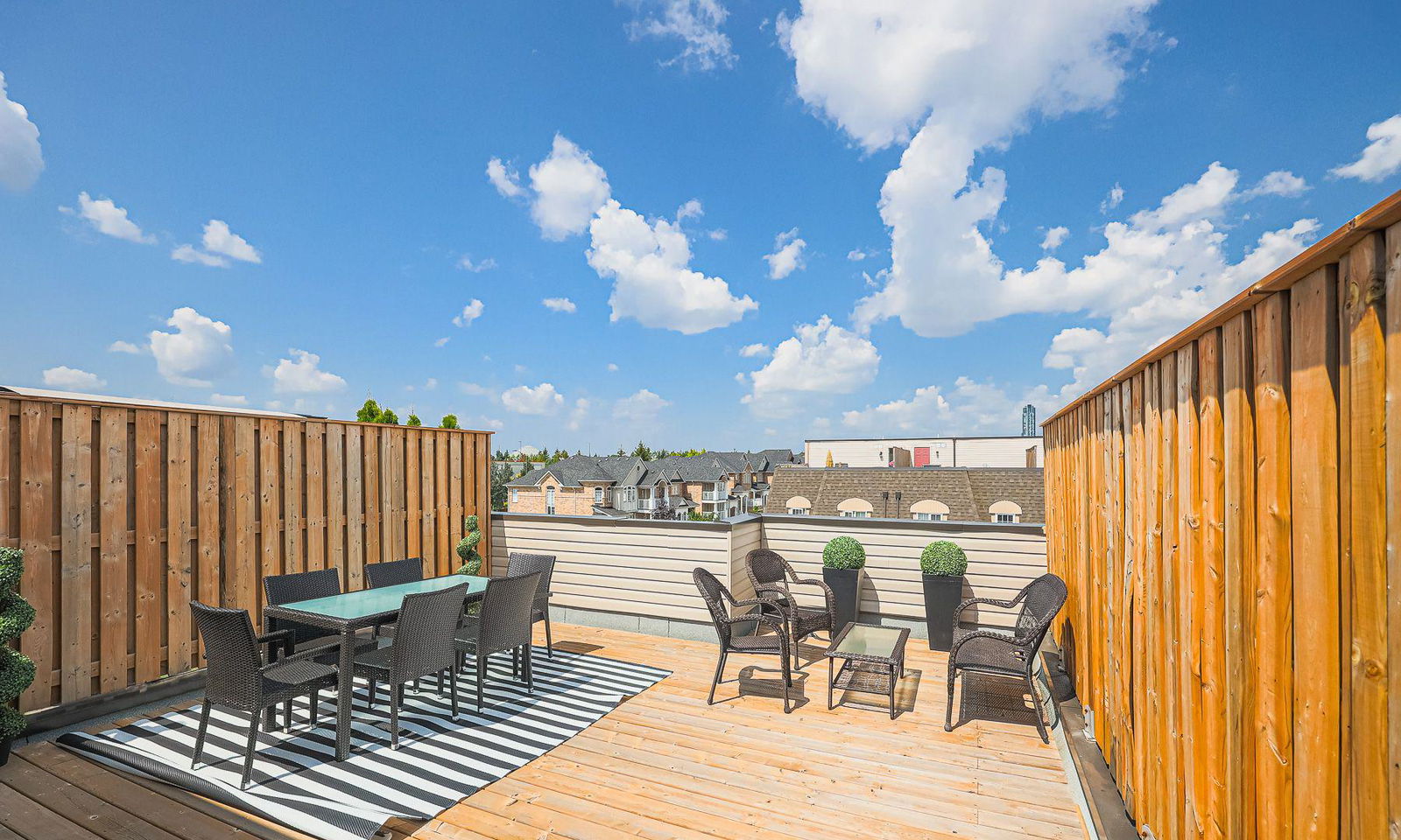 Rooftop Deck — 601 Shoreline Dr Townhomes, Mississauga, Toronto