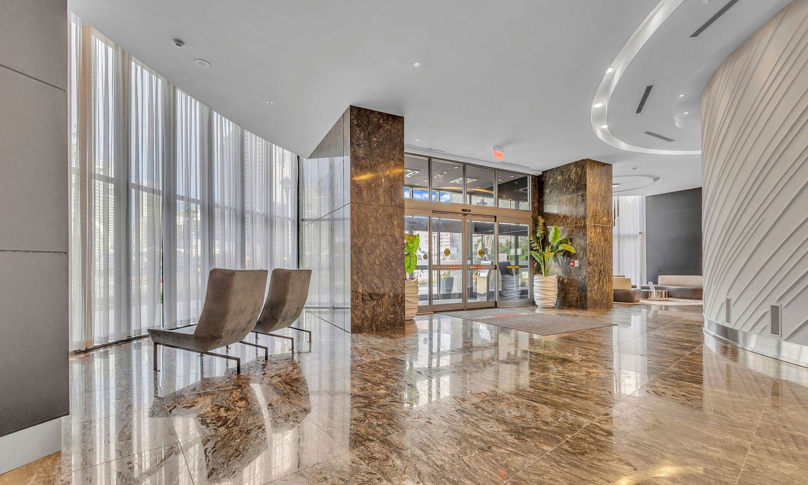 Lobby — Absolute World IV Condos, Mississauga, Toronto