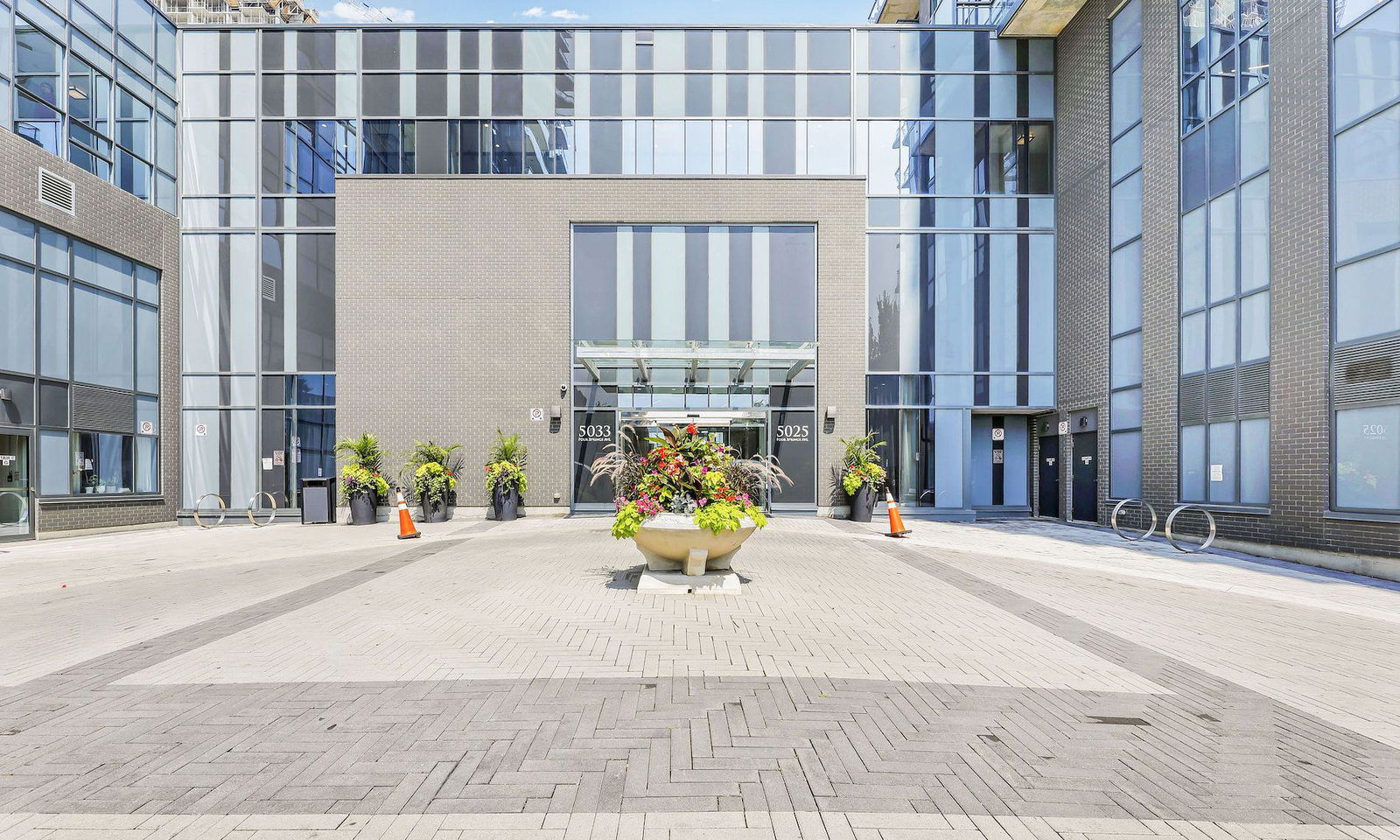 Entrance — Amber Condos, Mississauga, Toronto