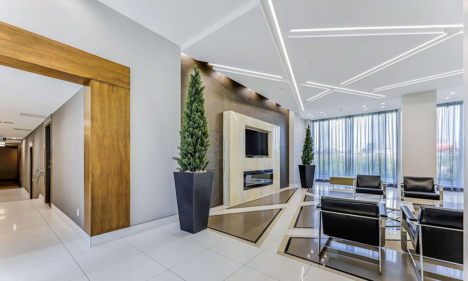 Lobby — Amber Condos, Mississauga, Toronto