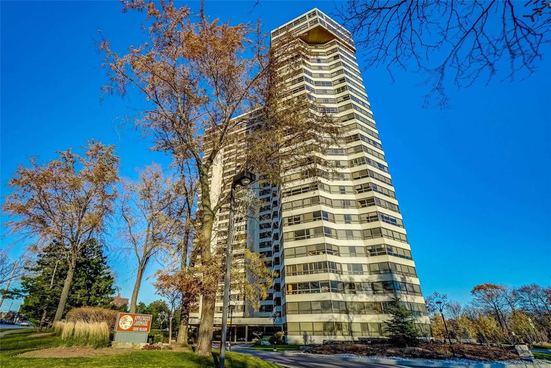 Applewood Landmark Condos