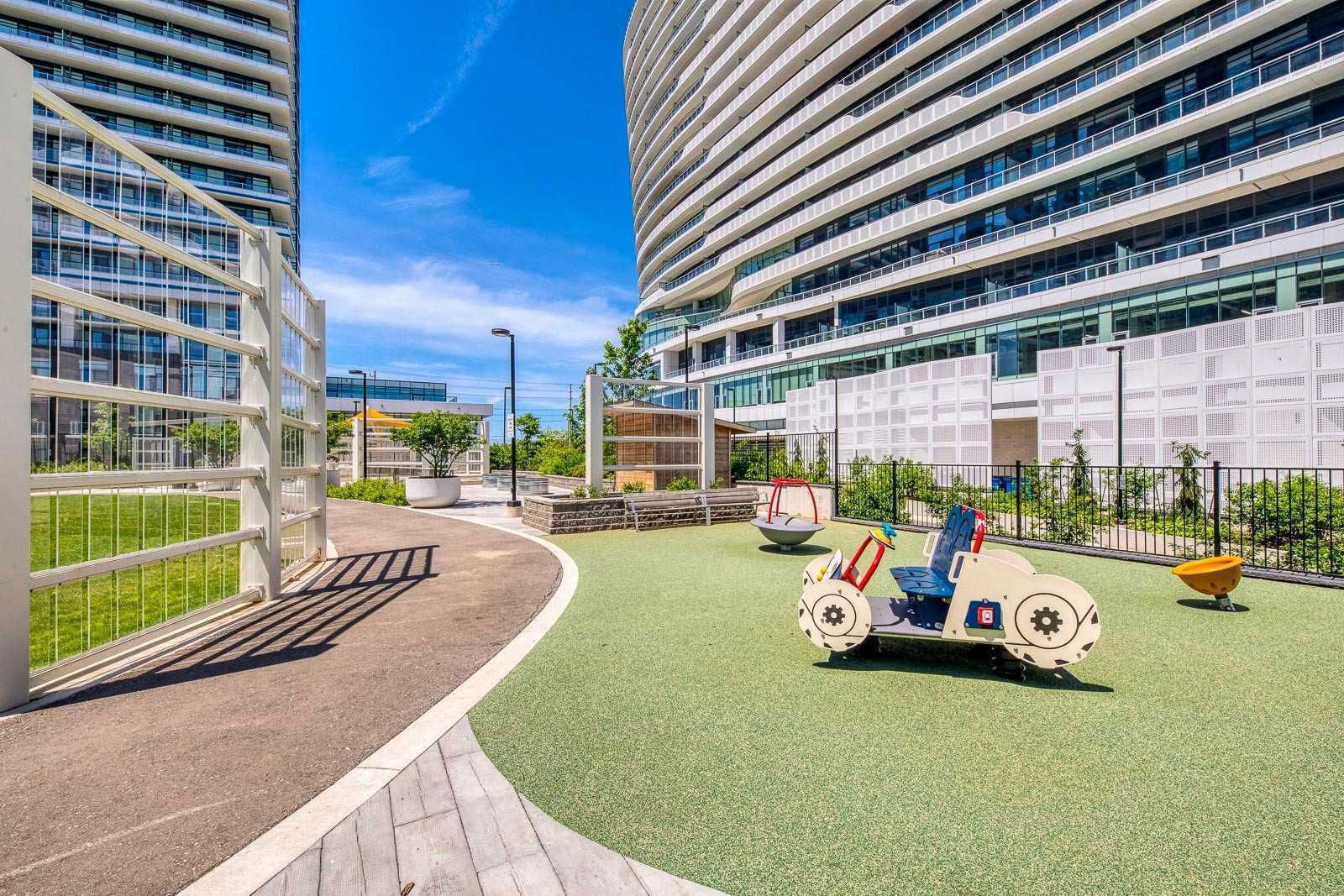 Playground — Arc Erin Mills, Mississauga, Toronto