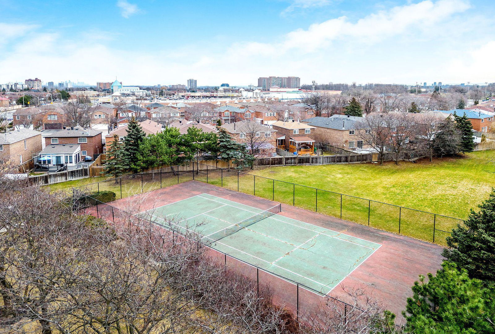 Tennis — Centre IV Condos, Mississauga, Toronto