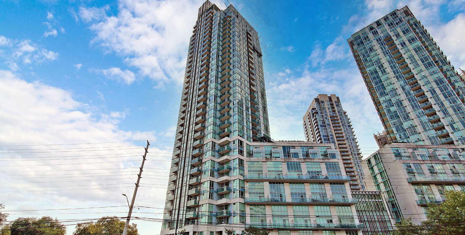 Exterior Side — Citygate II Condos, Mississauga, Toronto