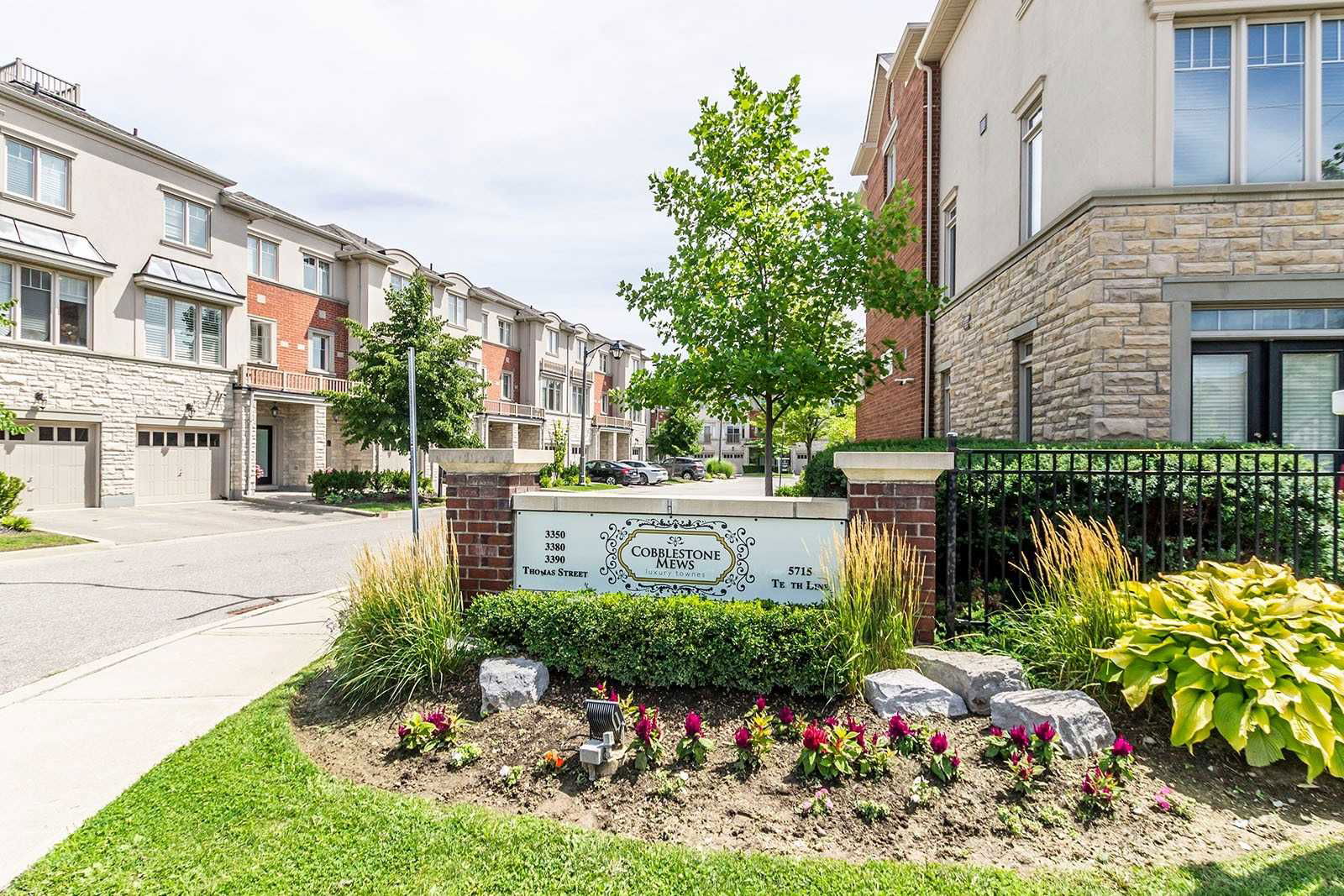 Cobblestone Mews Townhomes, Mississauga, Toronto