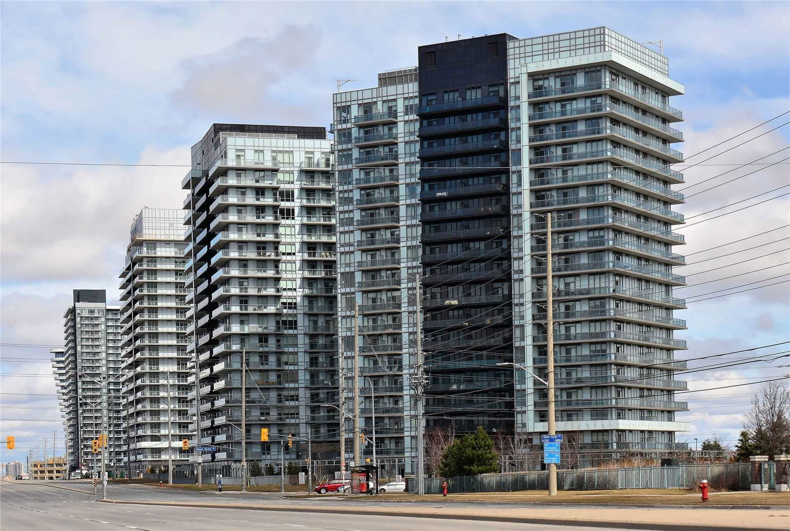 Downtown Erin Mills Condos, Mississauga, Toronto