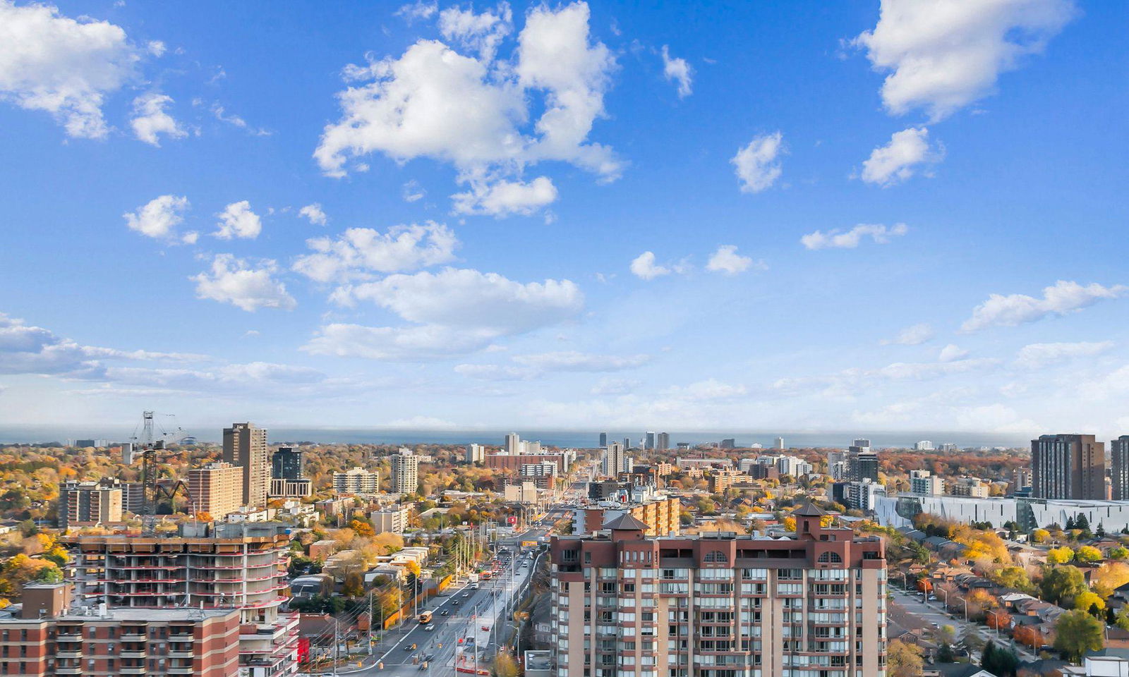 Skyline — Eden Park Condos, Mississauga, Toronto