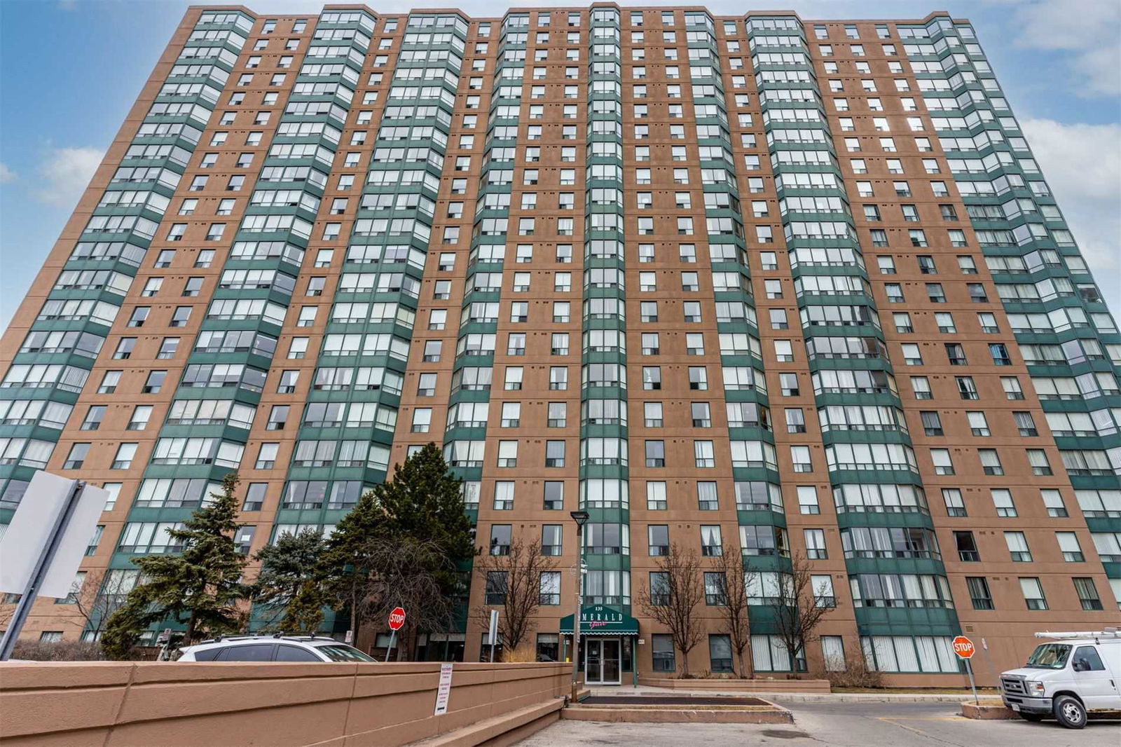 Emerald Gate Condos, Mississauga, Toronto