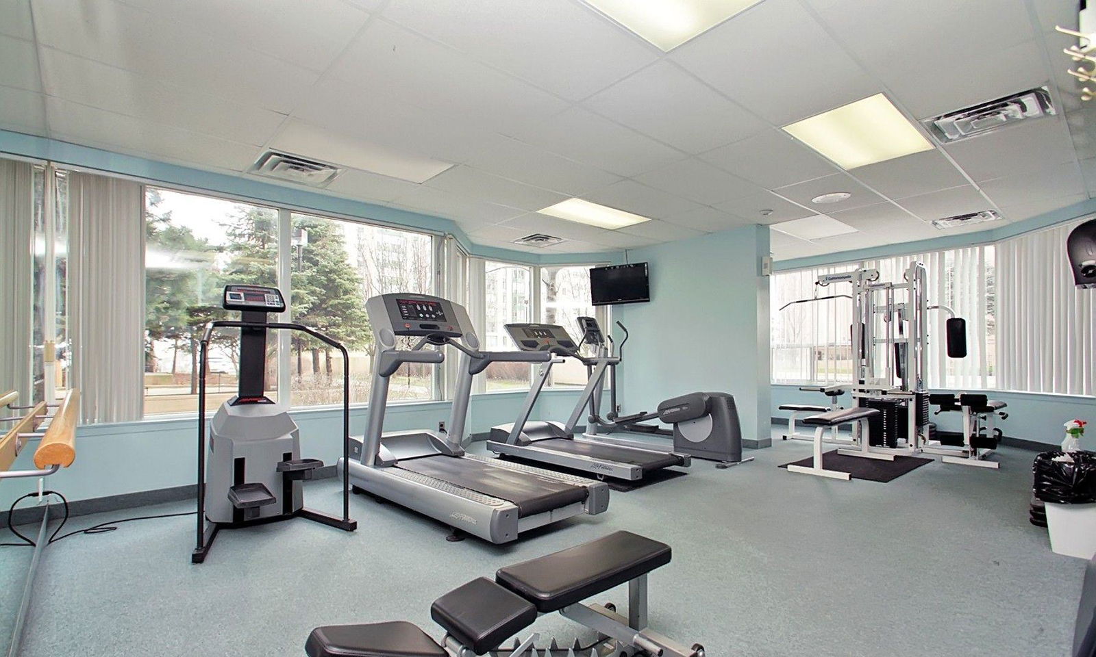 Gym — Emerald Gate Condos, Mississauga, Toronto