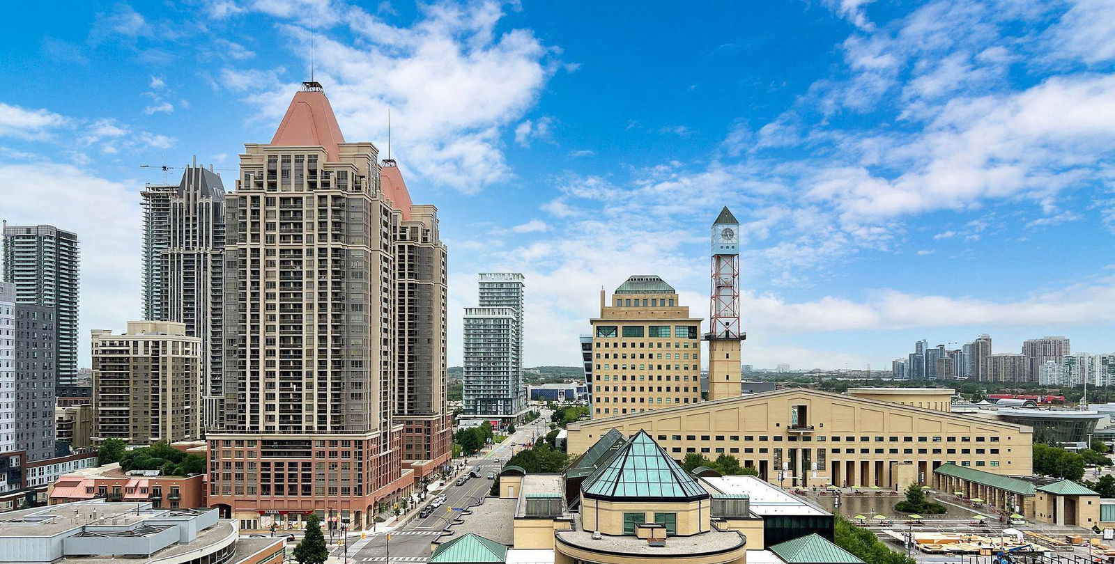 Skyline — Grand Ovation Condos, Mississauga, Toronto