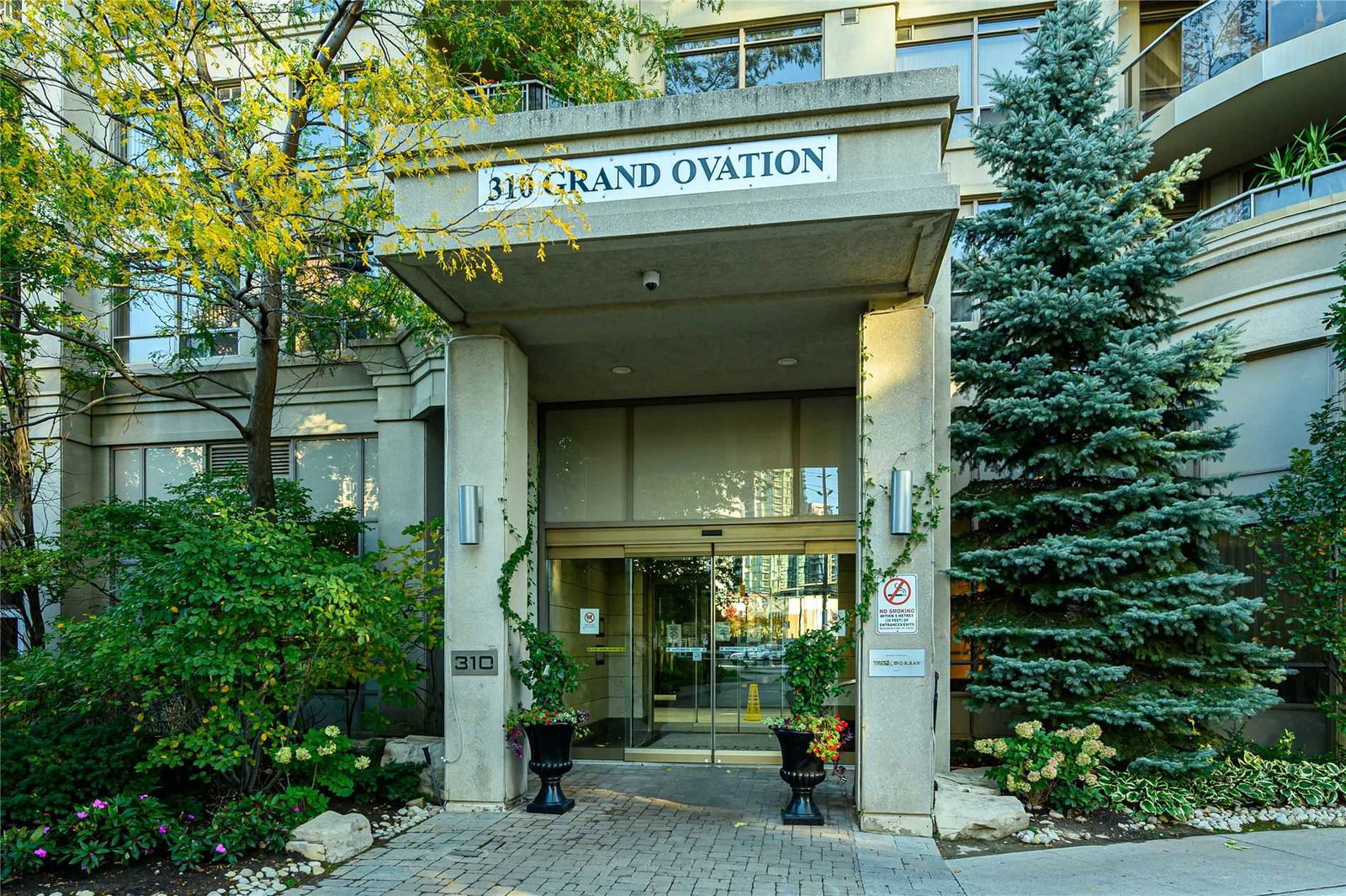 Grand Ovation Condos, Mississauga, Toronto