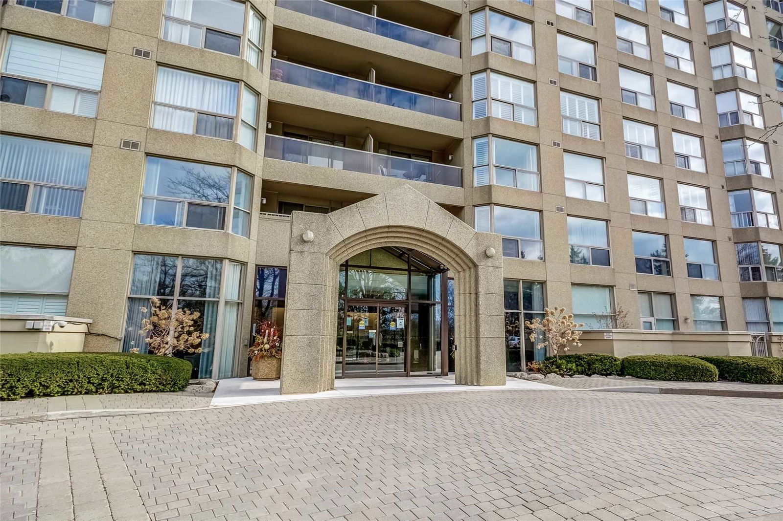 Granite Gates Condos, Mississauga, Toronto