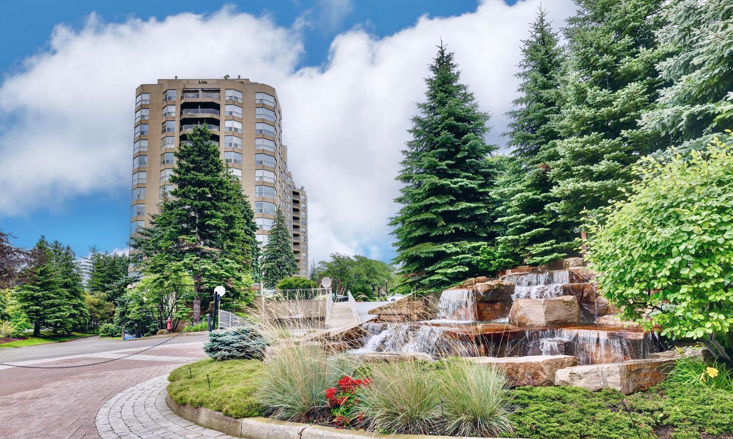 Exterior Side — Granite Gates Condos, Mississauga, Toronto