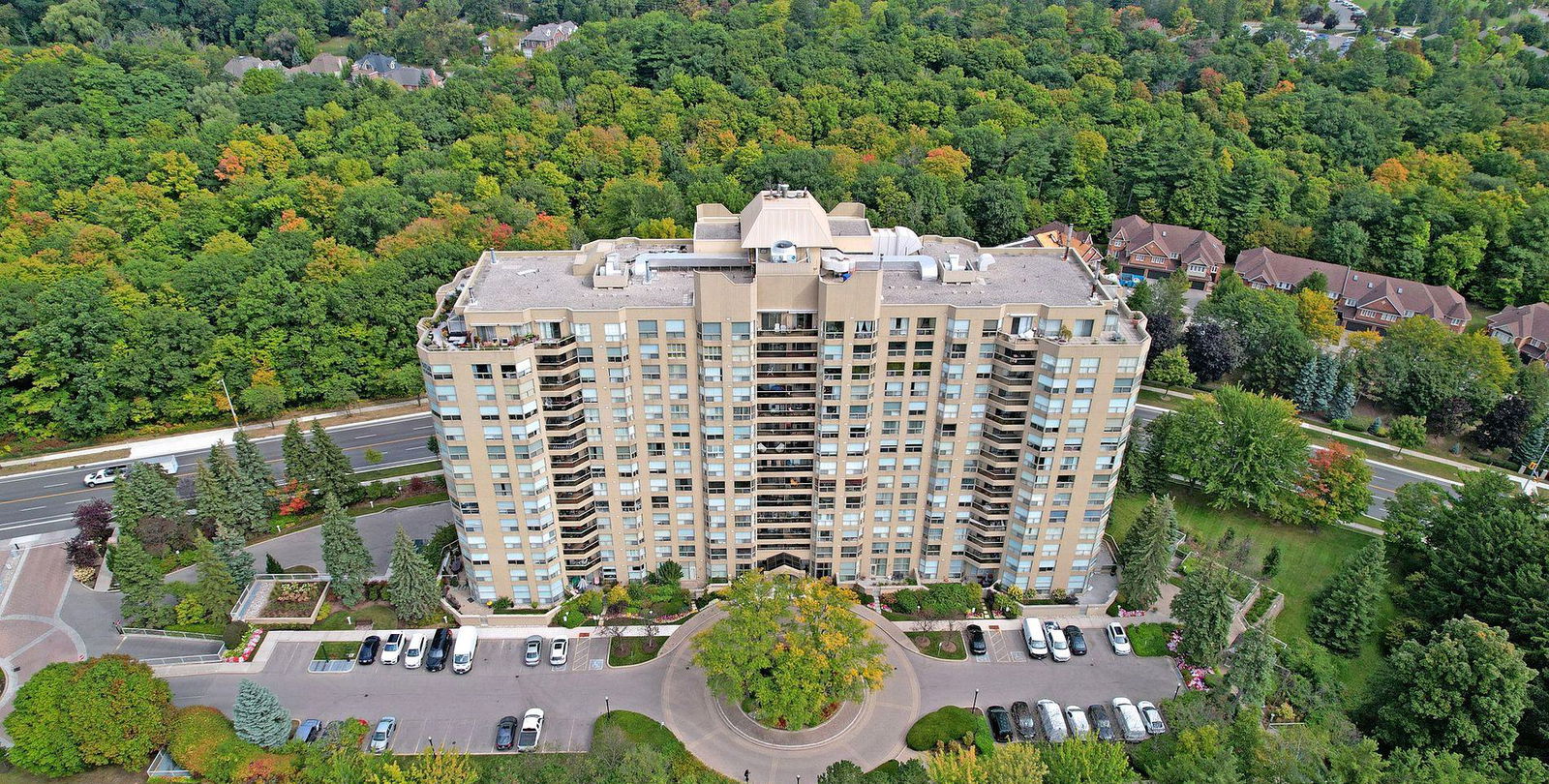 Granite Gates Condos, Mississauga, Toronto