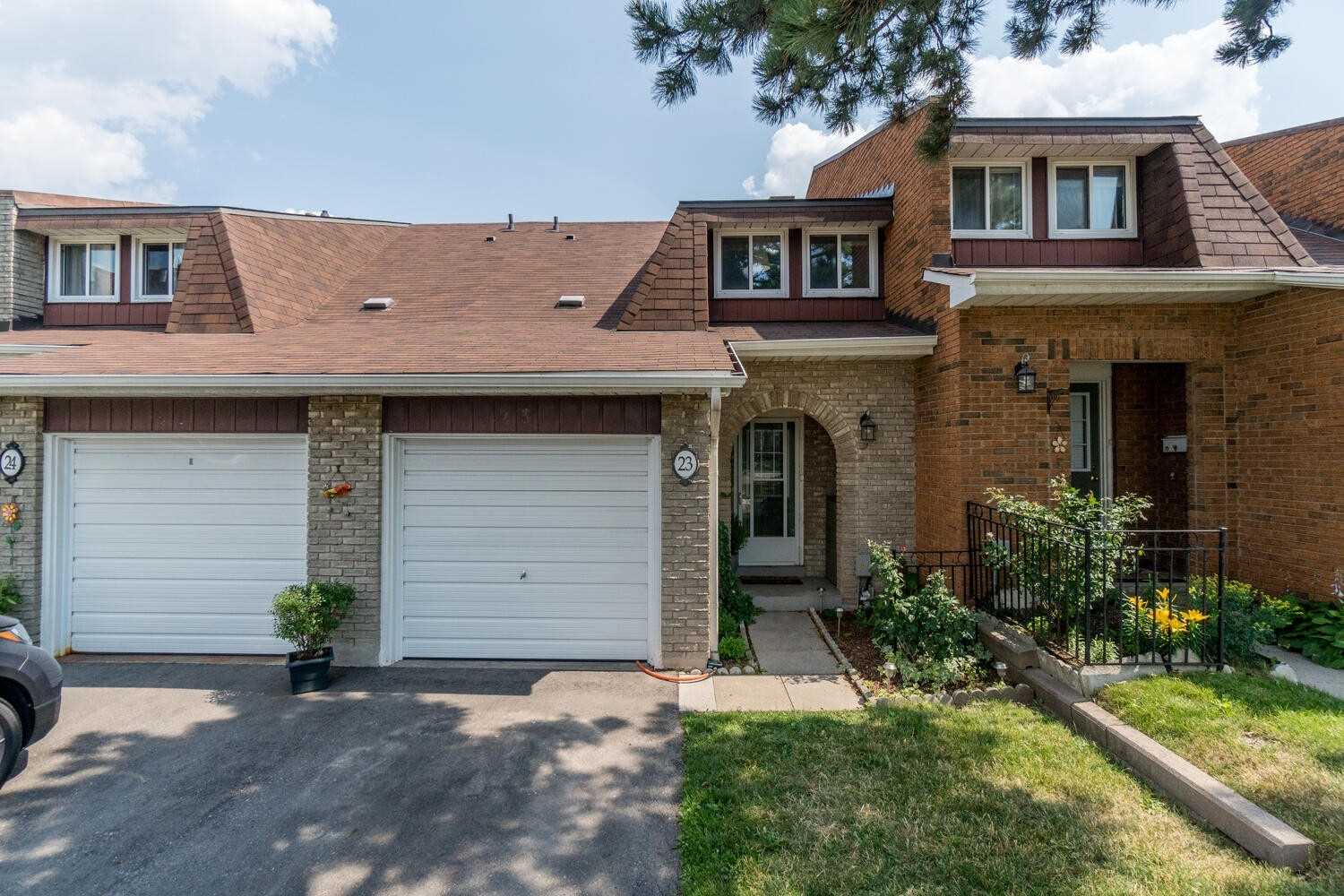 Hornbeam Crescent Townhomes, Mississauga, Toronto