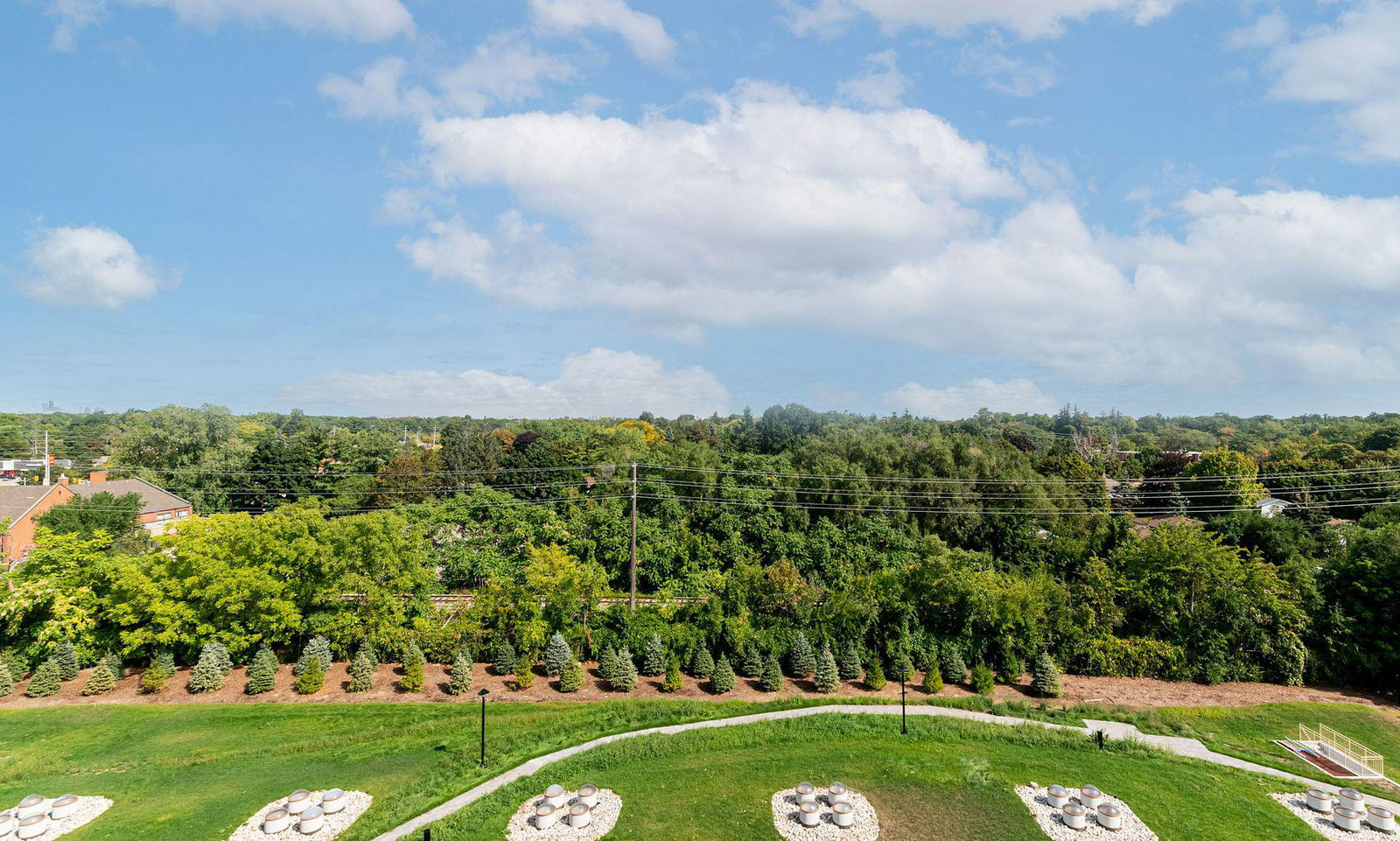 Skyline — Inverhouse Manor Condos, Mississauga, Toronto