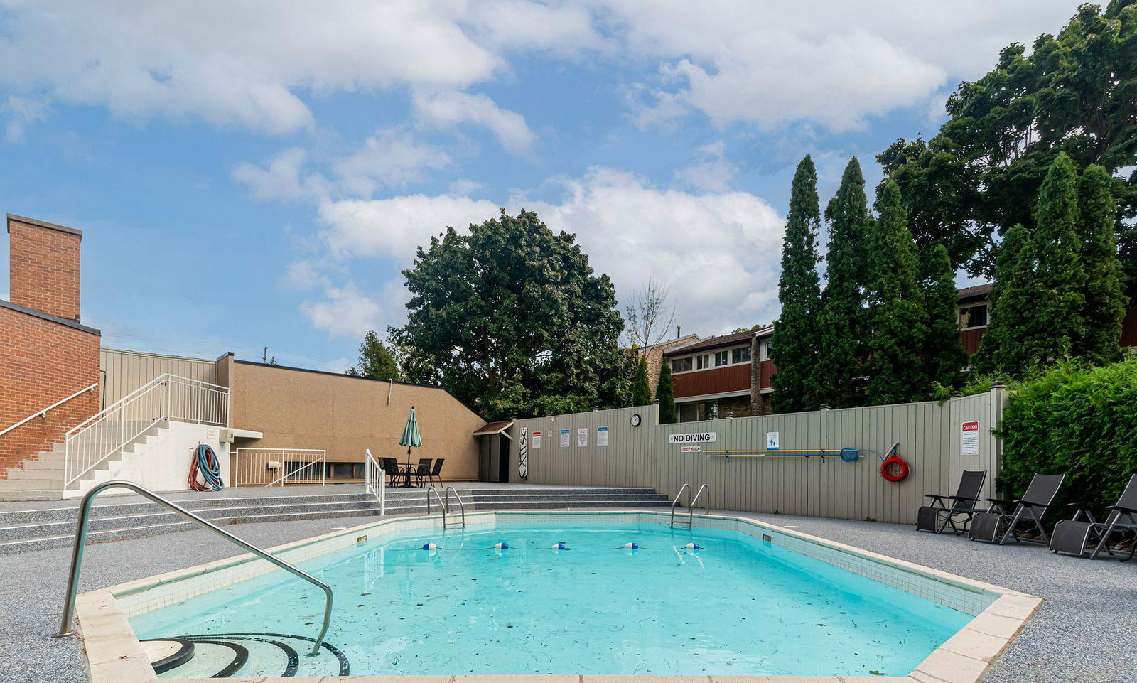 Pool — Inverhouse Manor Condos, Mississauga, Toronto