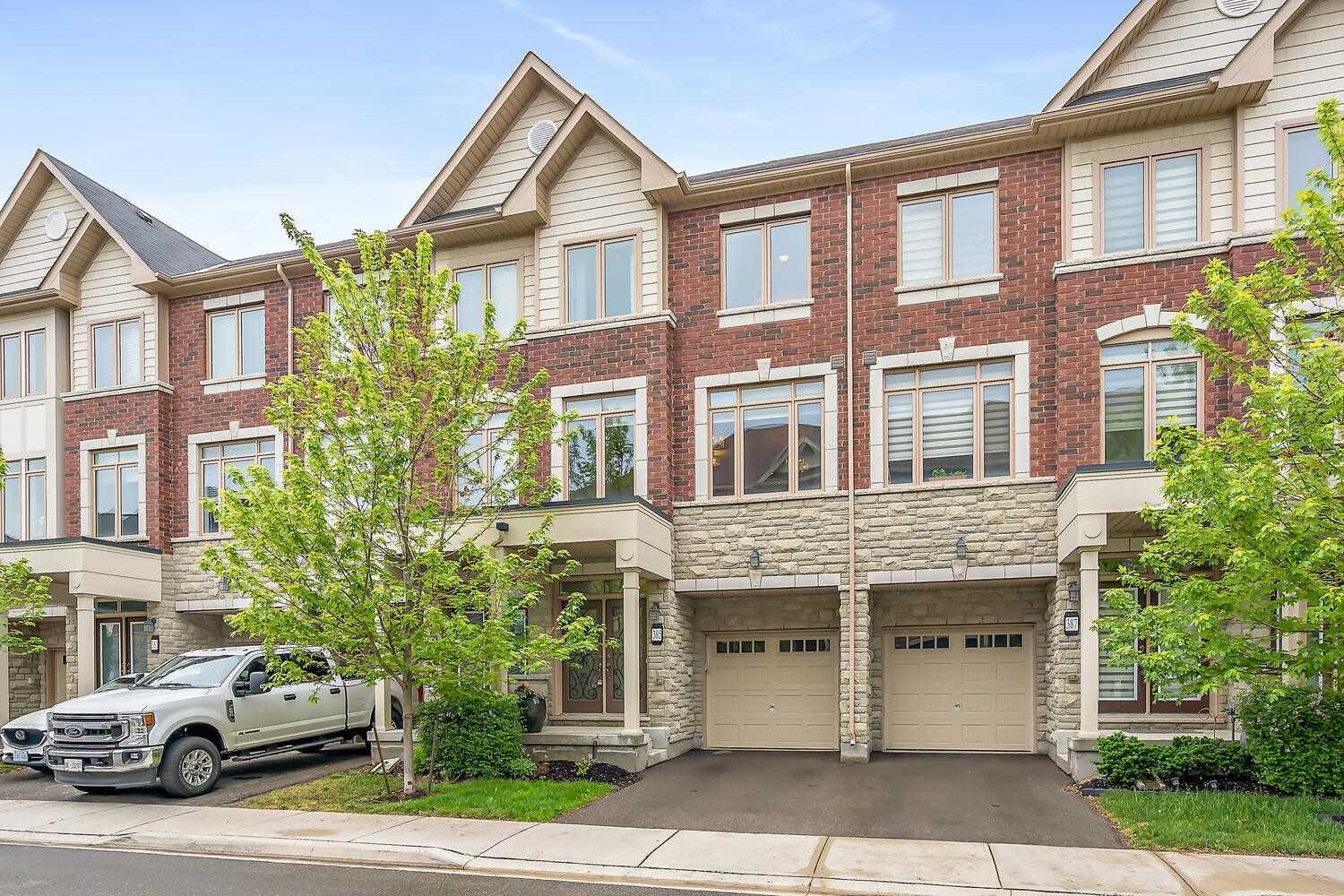 Ladycroft Terrace Townhomes, Mississauga, Toronto