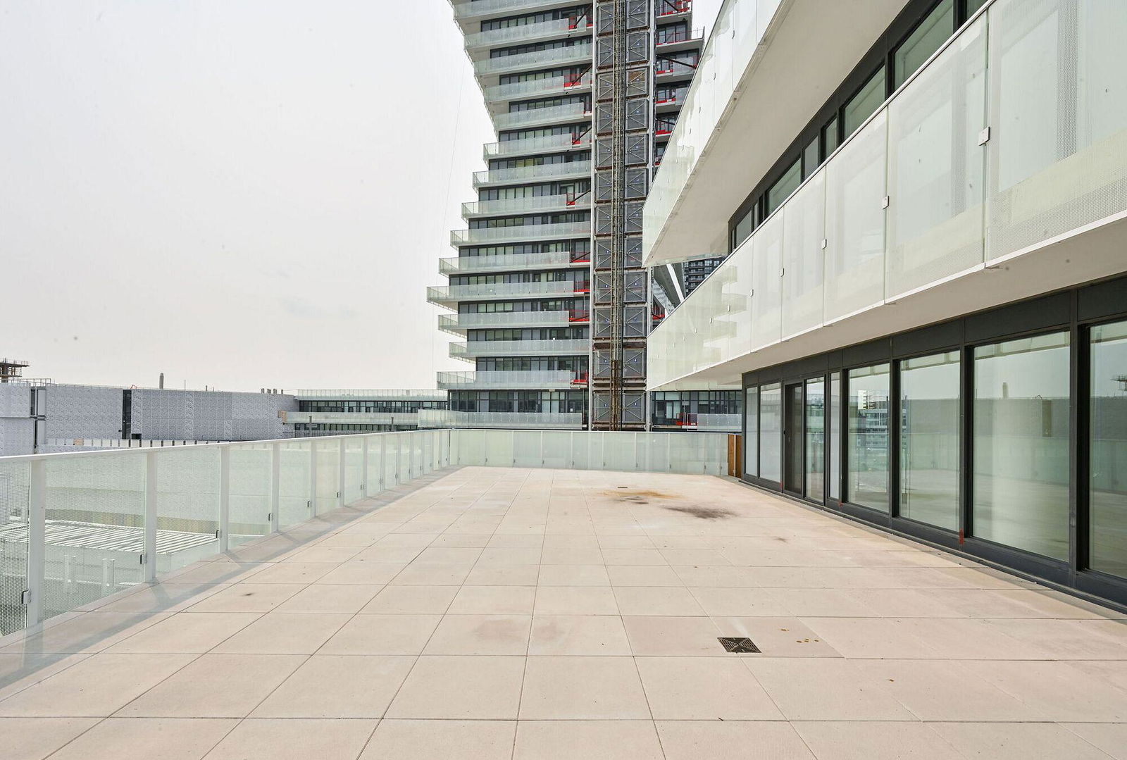 Rooftop Deck — M City Condos I, Mississauga, Toronto