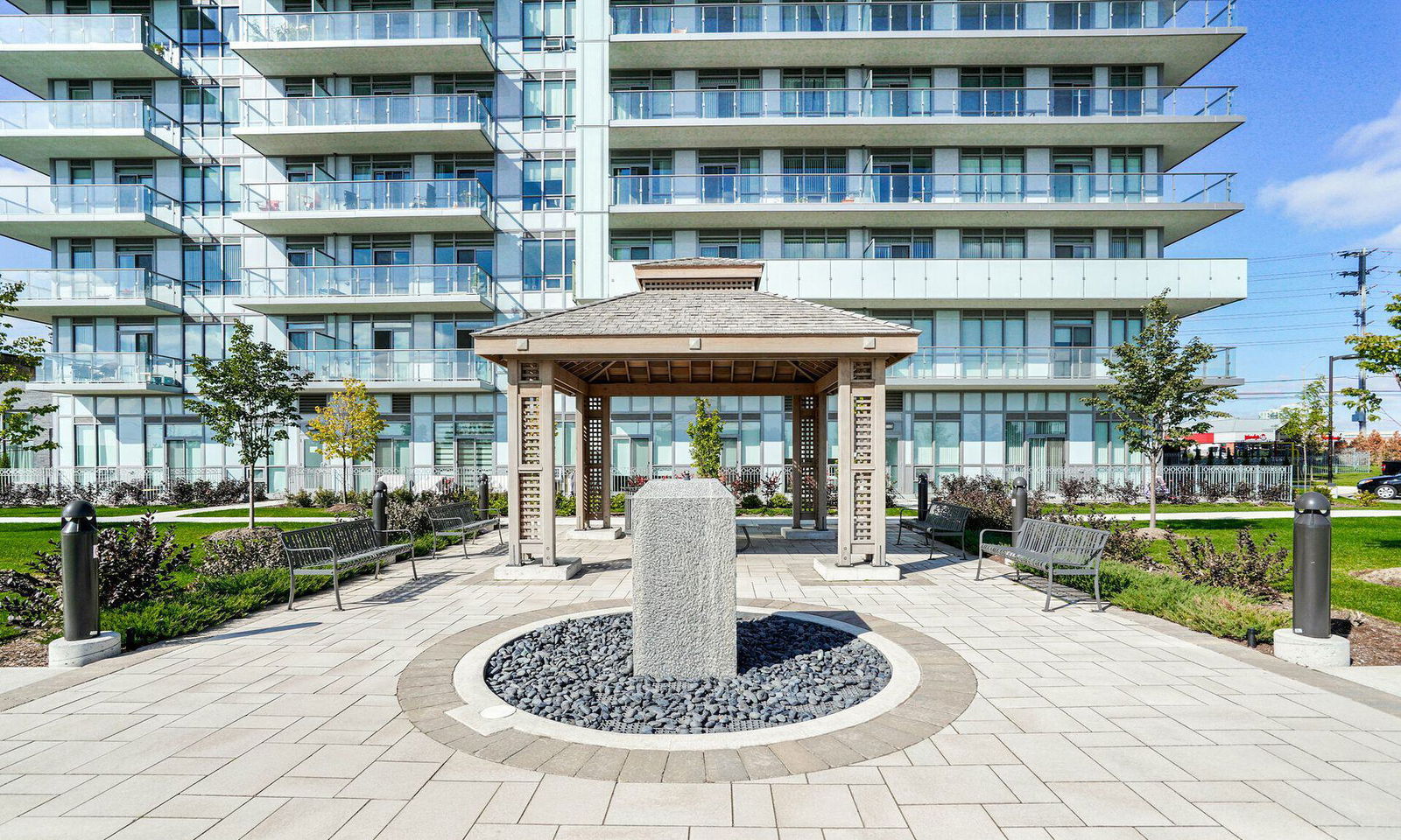 Mills Square Condos, Mississauga, Toronto