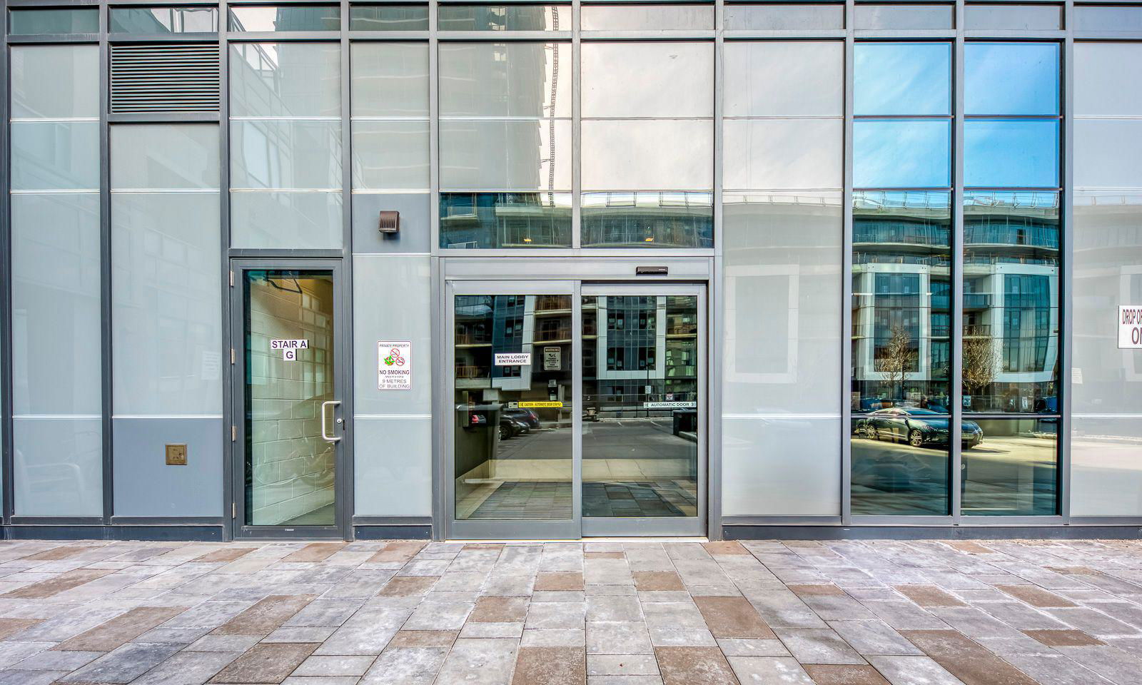 Entrance — Mississauga Square Condos, Mississauga, Toronto