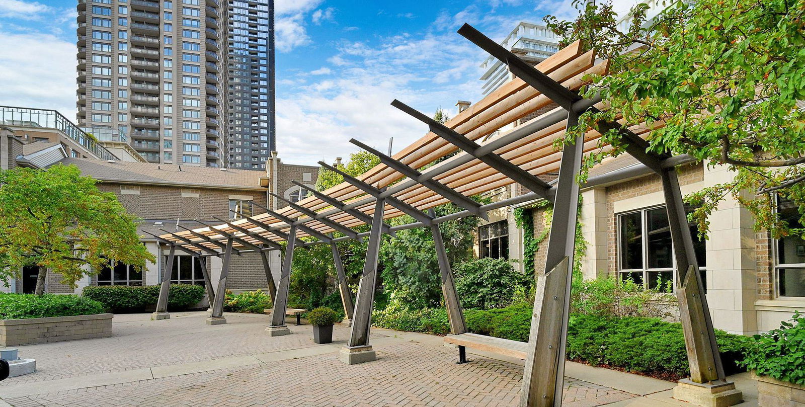 Patio — One Park Tower Condos, Mississauga, Toronto