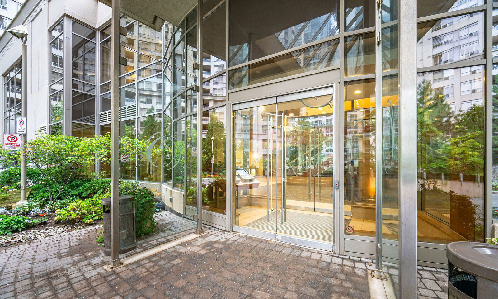 Entrance — Ovation Condos, Mississauga, Toronto