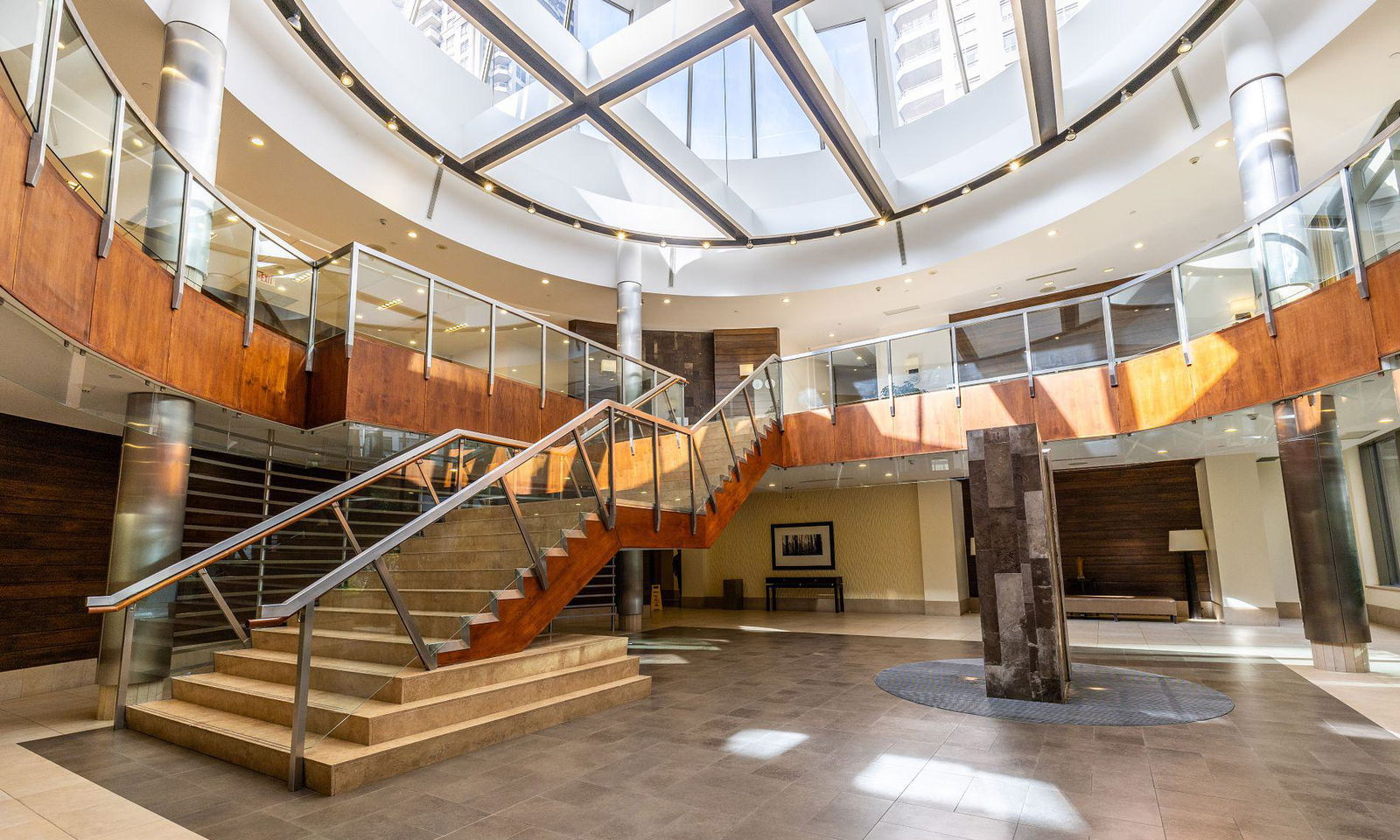 Lobby — Ovation II Condos, Mississauga, Toronto