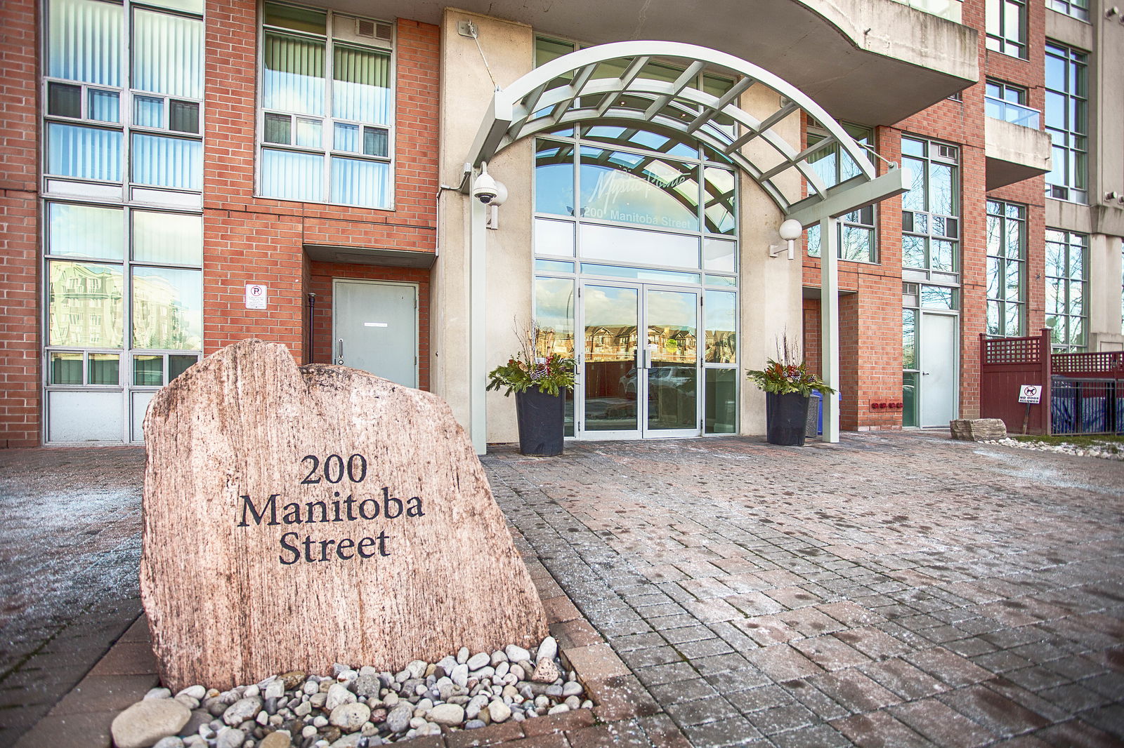 Entrance — Mystic Pointe - Skylofts II, Etobicoke, Toronto