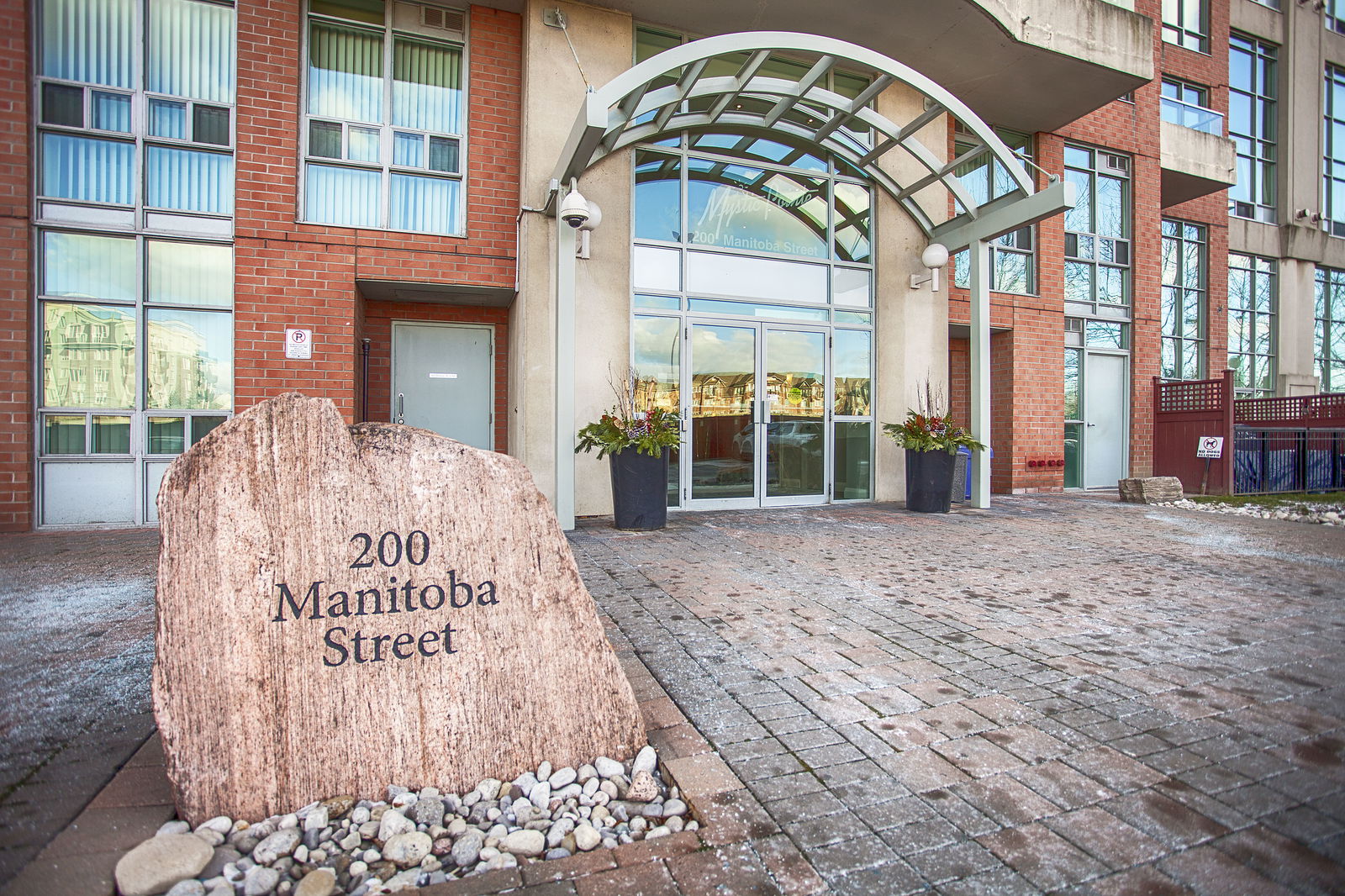 Entrance — Mystic Pointe - Skylofts II, Etobicoke, Toronto