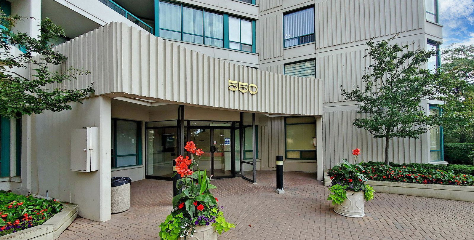 Entrance — Phoenix Condos, Mississauga, Toronto