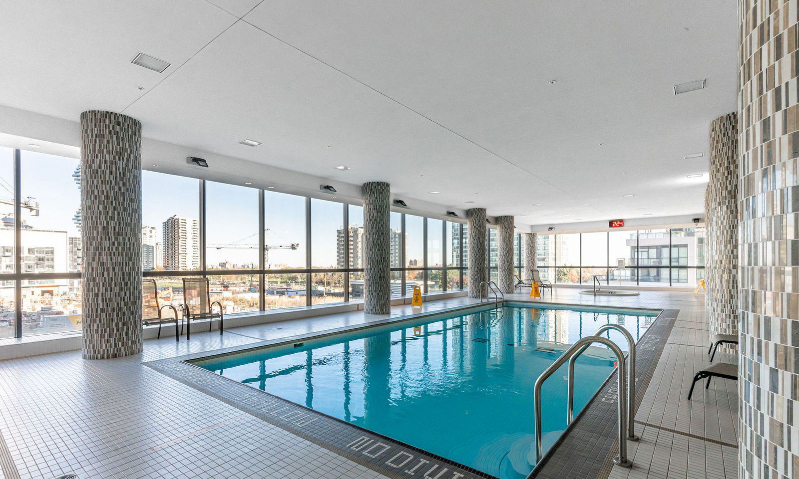 Pool — Pinnacle Grand Park Condos, Mississauga, Toronto