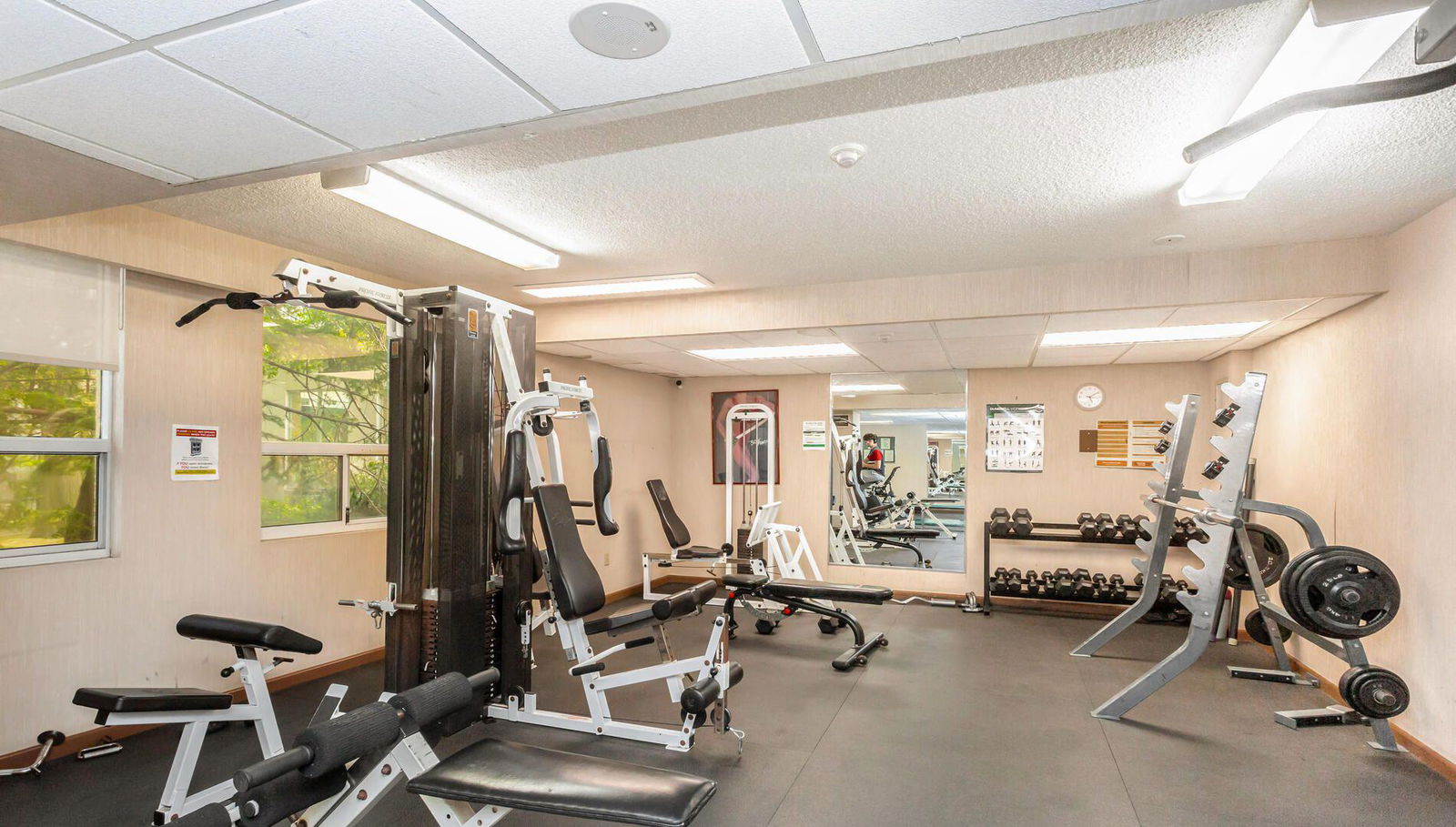 Gym — Place IV Condos, Mississauga, Toronto