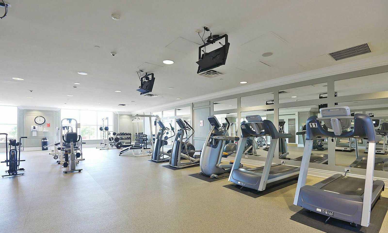 Gym — Skymark West Condos, Mississauga, Toronto