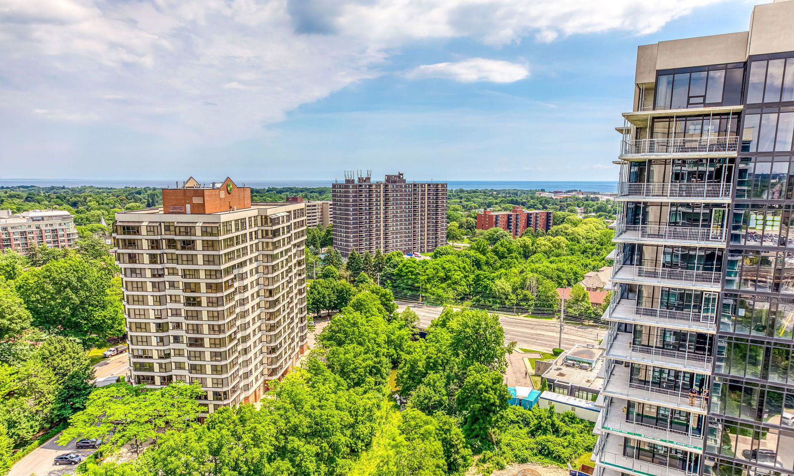 Stonebrook Condominiums, Mississauga, Toronto