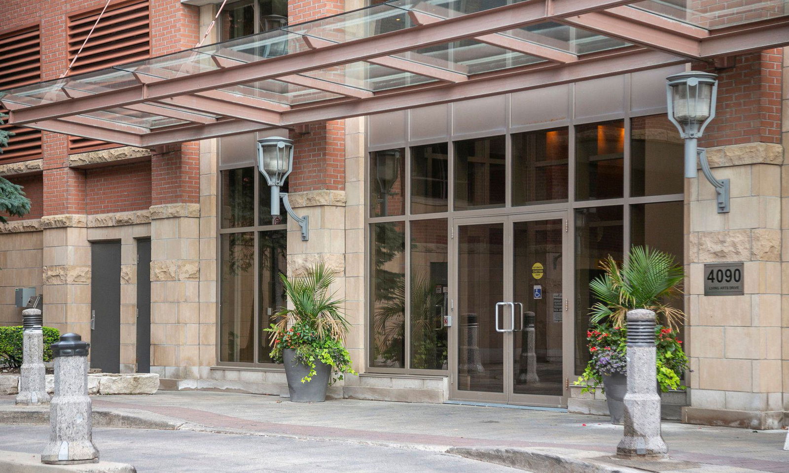 Entrance — The Capital Condos, Mississauga, Toronto