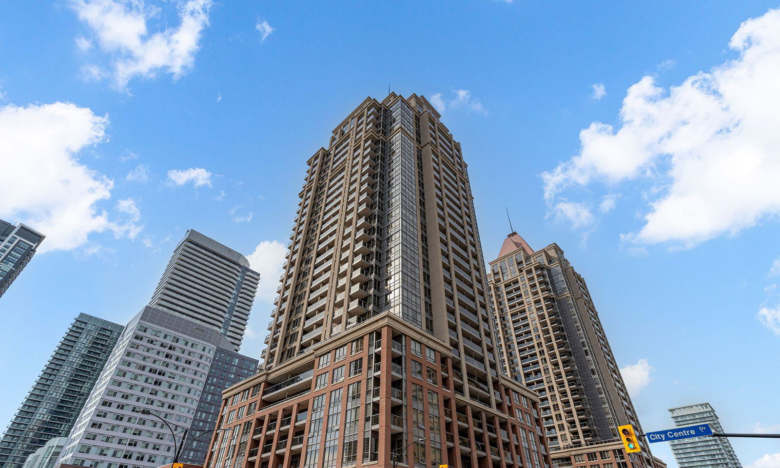 Exterior Side — The Capital II Condos, Mississauga, Toronto