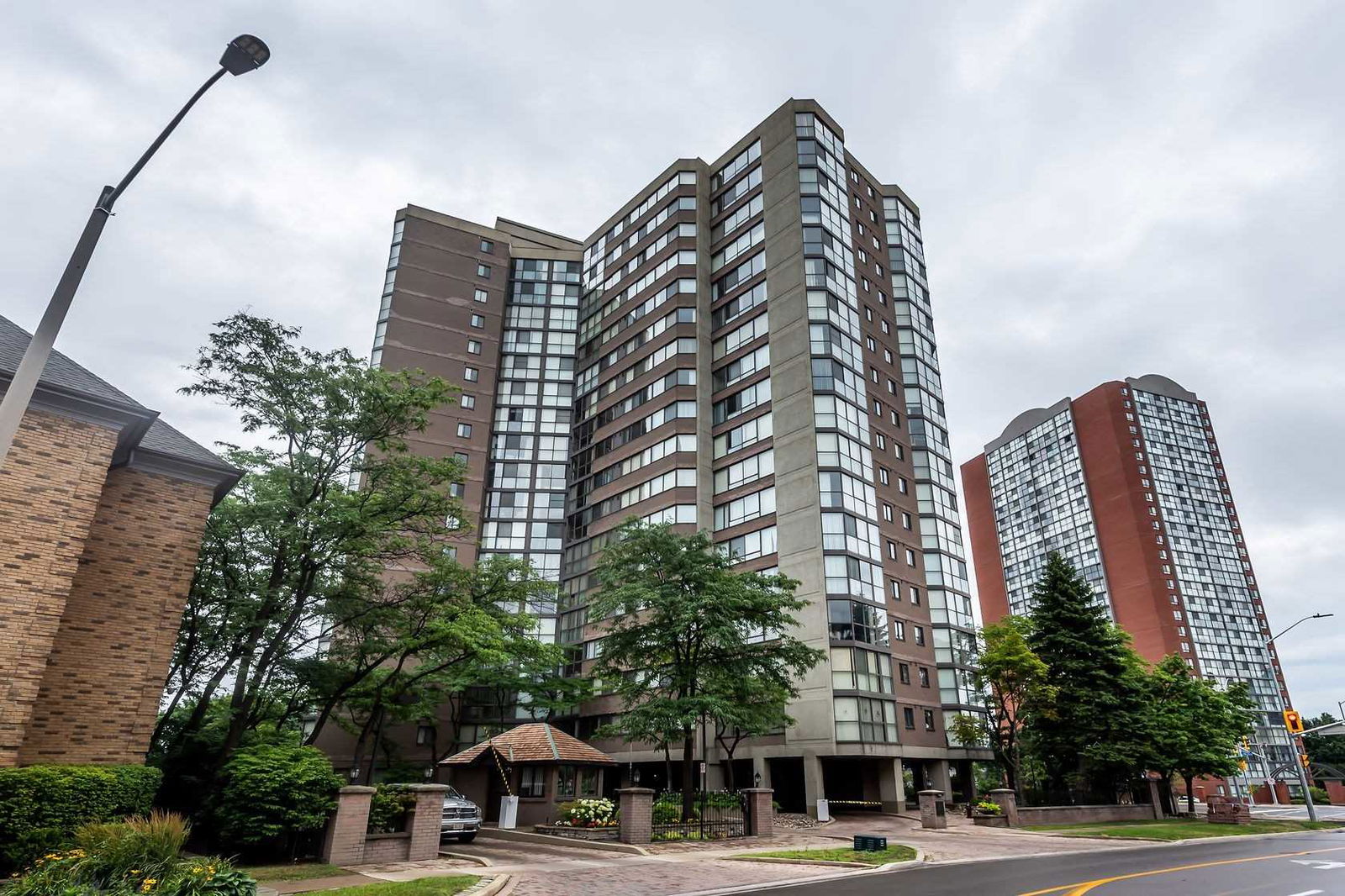 The Sherwood Condos, Mississauga, Toronto