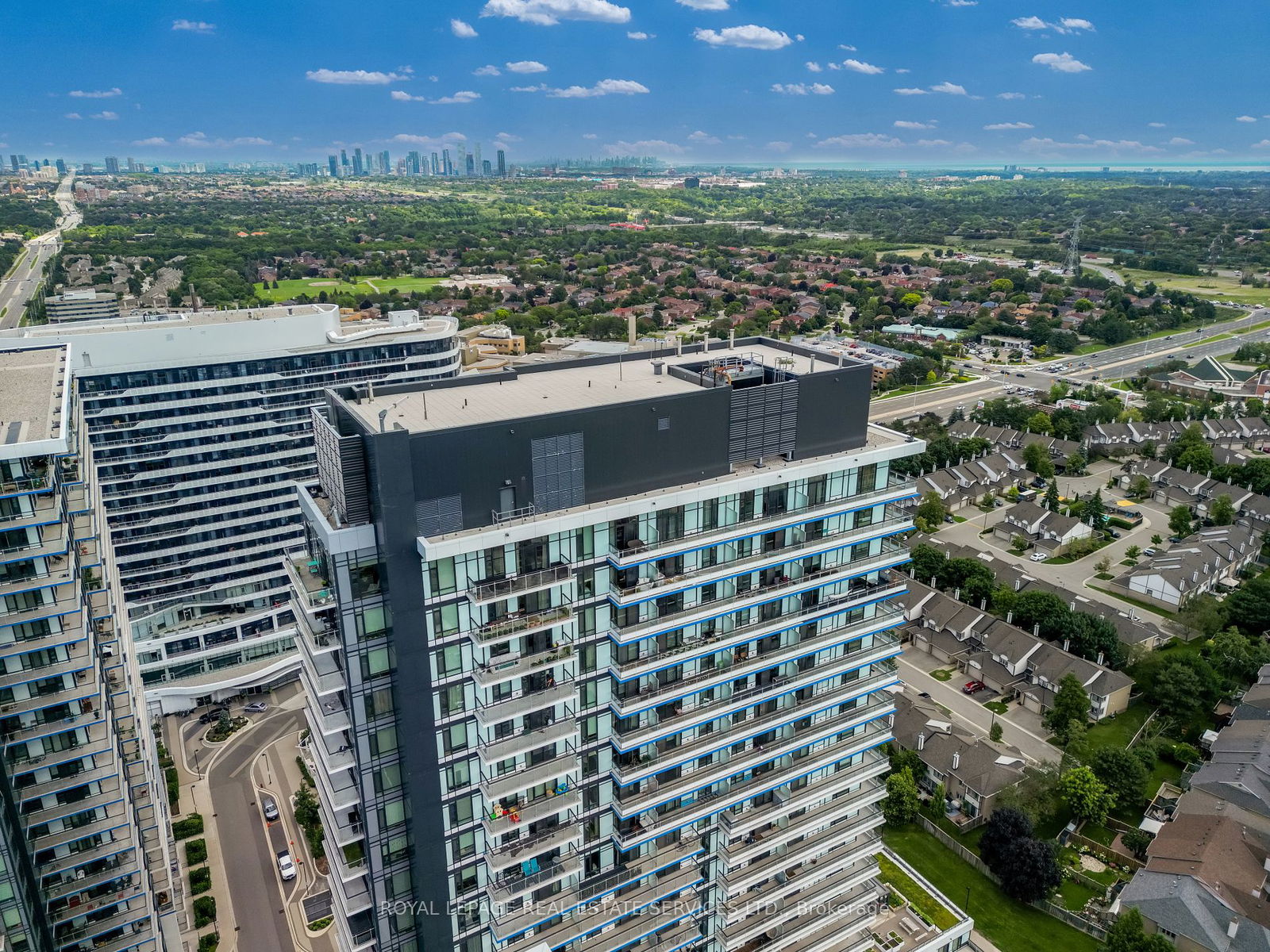 The West Tower Condos, Mississauga, Toronto