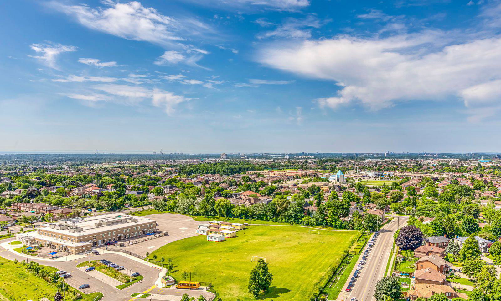 Skyline — Towne Two Condos, Mississauga, Toronto