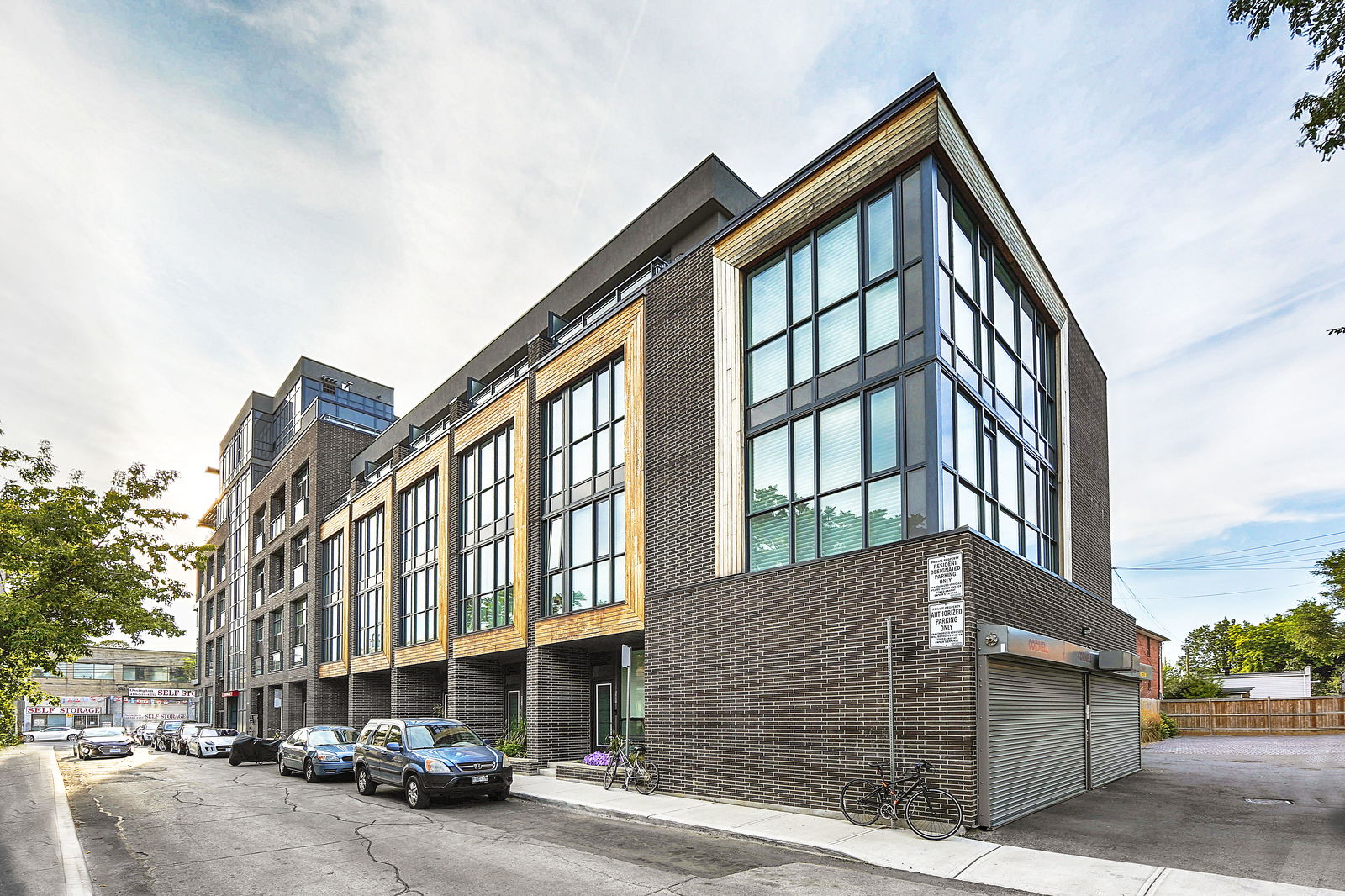 Exterior — Motif Lofts and Towns, West End, Toronto