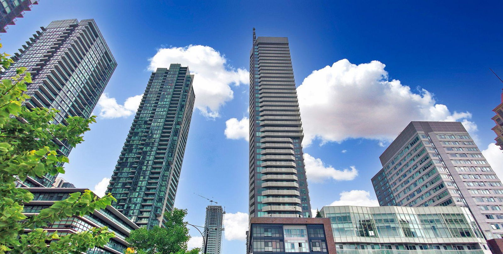 Exterior Side — Wesley Tower at Daniels City Centre Condos, Mississauga, Toronto