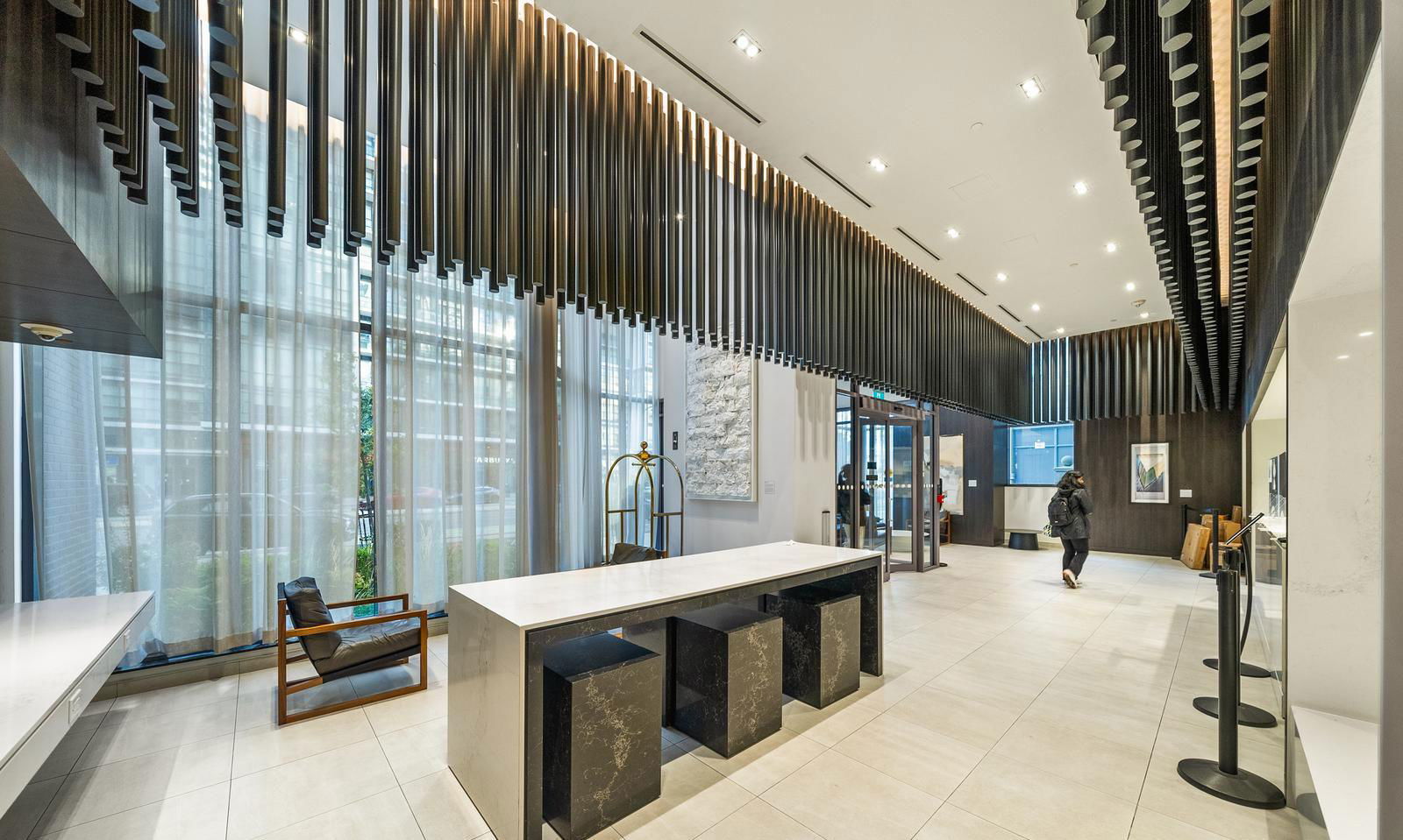 Lobby — Wesley Tower at Daniels City Centre Condos, Mississauga, Toronto